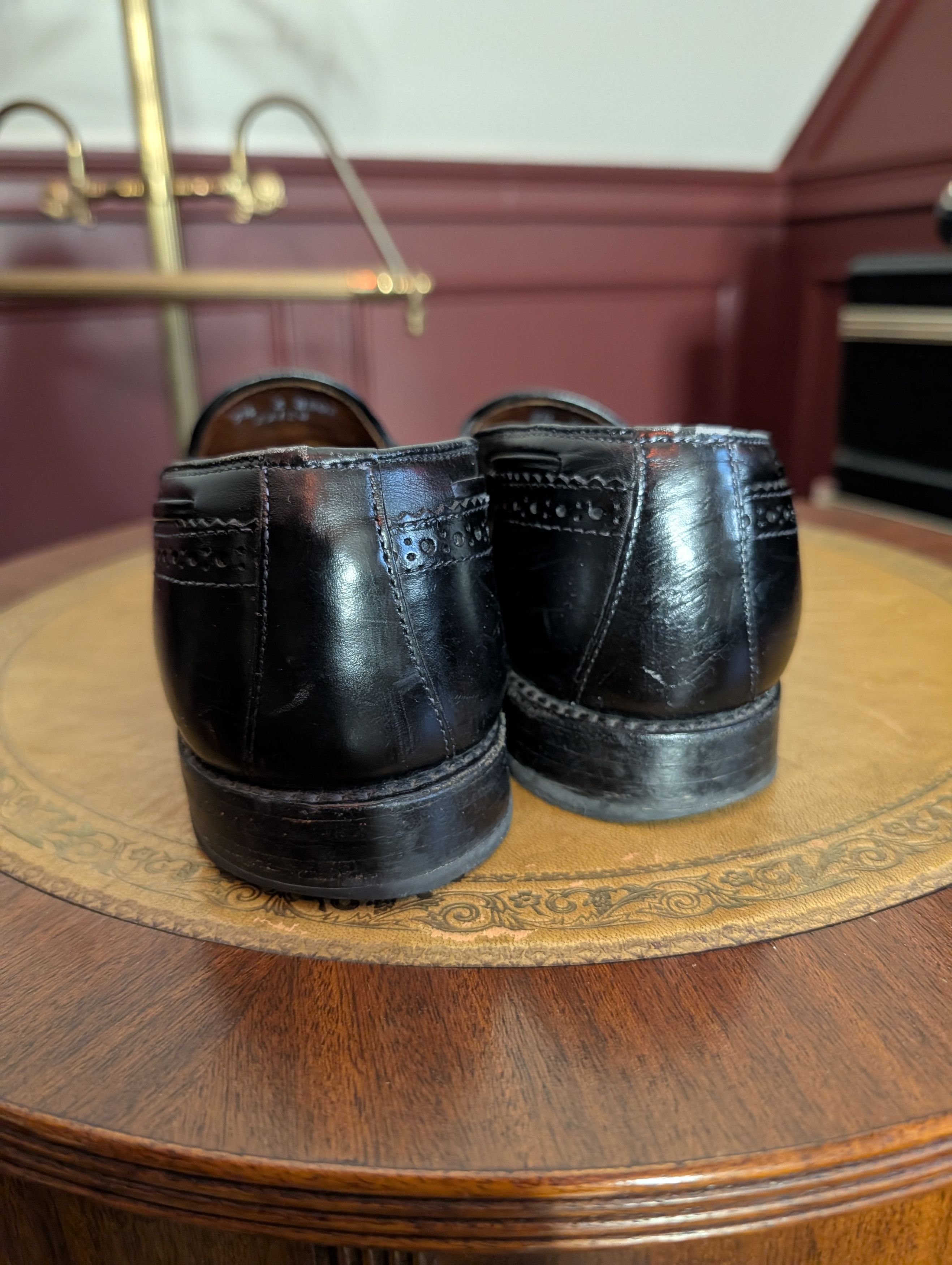 Allen Edmonds "Manchester" black leather tassel brogue MiUSA loafers Size US 9.5 / EU 42-43 - 4 Thumbnail