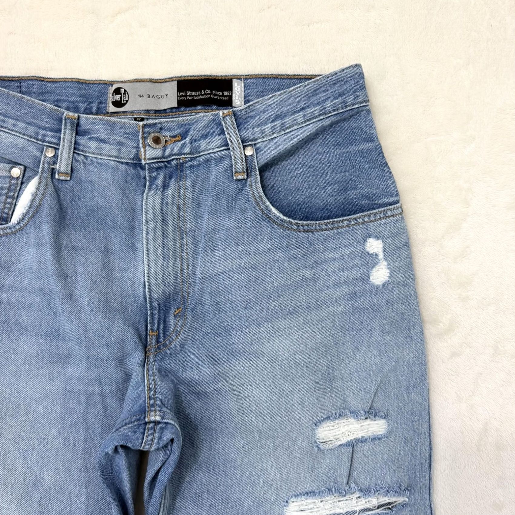 Levi's Levis SilverTab 94 Baggy Jeans Mens 34x32 Blue Light Wash Distressed Denim Size US 34 / EU 50 - 2 Thumbnail