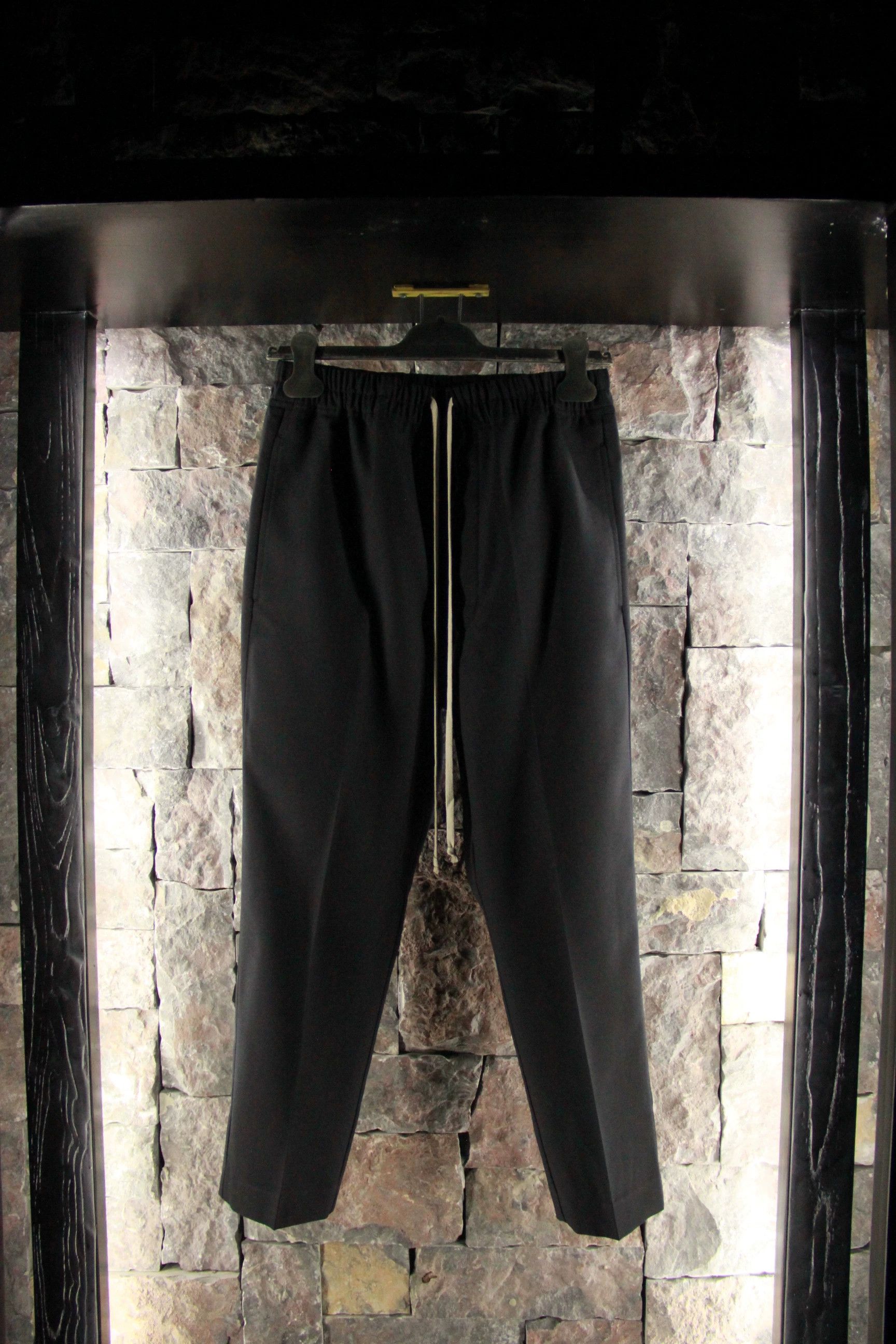 Rick Owens Rick Owens Black Casual Pants Men 34 Size US 34 / EU 50 - 1 Thumbnail