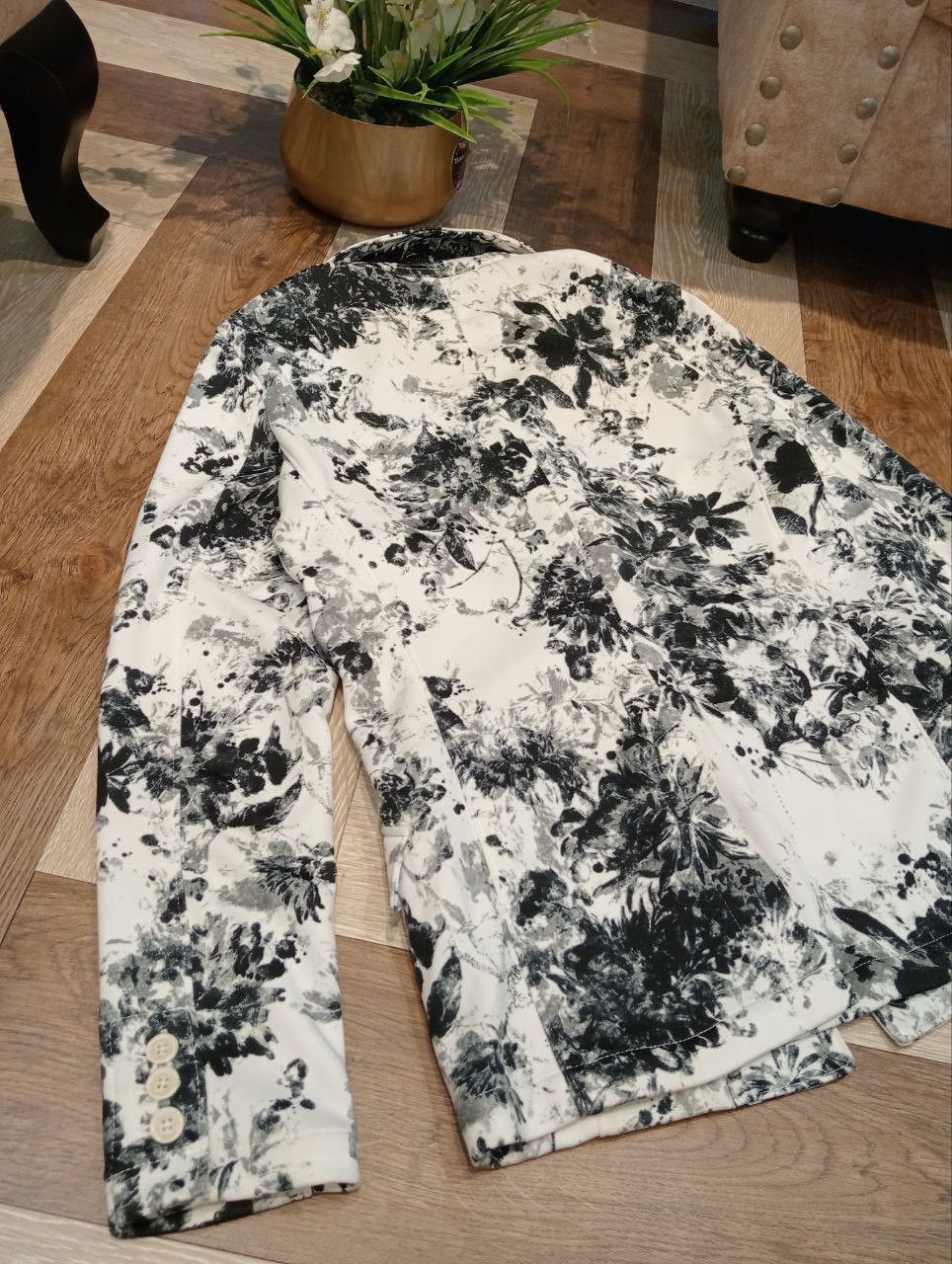 Tornado Mart TORNADO MART JAPAN FLORAL BLACK & WHITE BLAZER JACKET Size US L / EU 52-54 / 3 - 16 Thumbnail