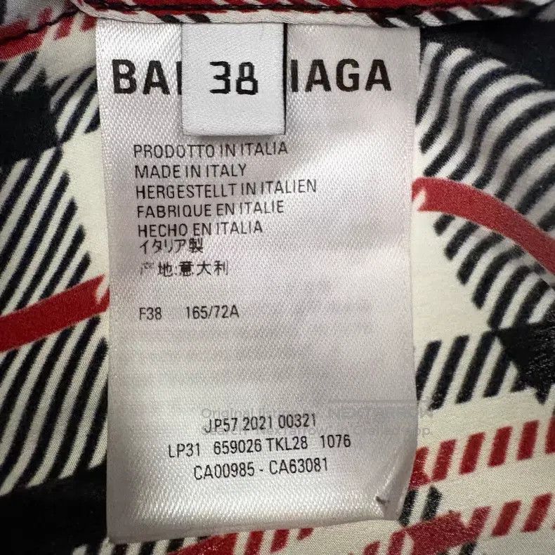 Balenciaga Balenciaga Waisted Embroidered Vintage Plaid Hong Kong Sty Size US 38 / EU 54 - 5 Thumbnail