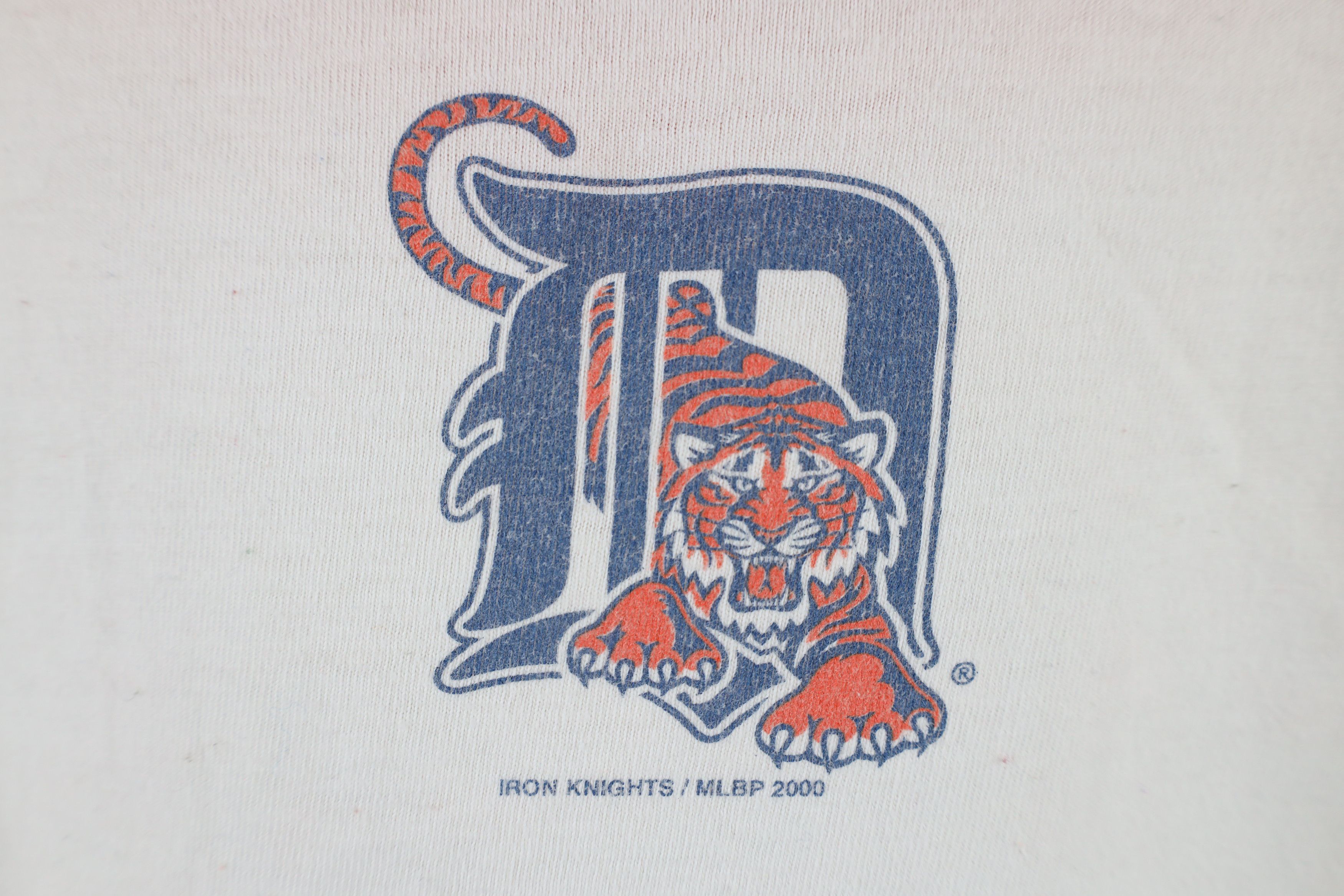 Vintage Vintage Y2K 2000 Detroit Tigers Baseball Raglan T-Shirt Size US L / EU 52-54 / 3 - 11 Thumbnail