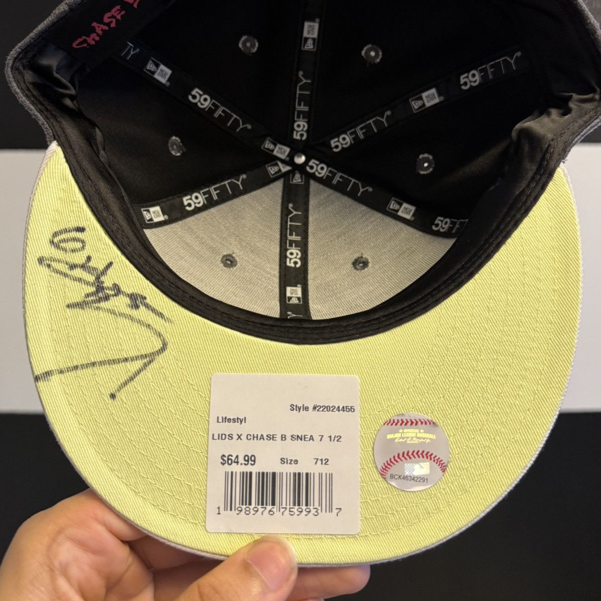 Lids Chase B x Lids Signed Fitted 7 1/2 Size ONE SIZE - 4 Thumbnail