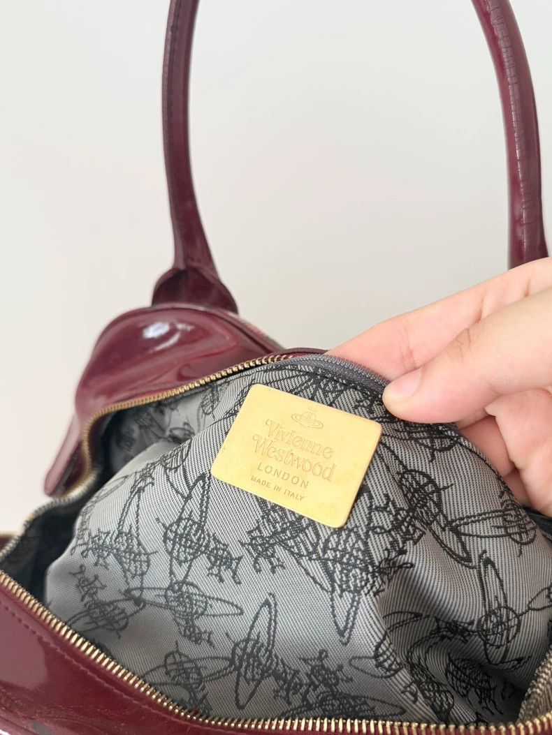 Vivienne Westwood Vivienne Westwood size os Alien red and white checkered gol Size ONE SIZE - 9 Thumbnail