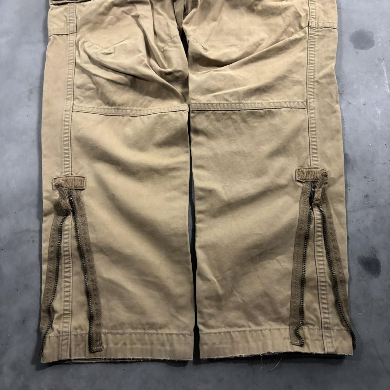 Abercrombie & Fitch Crazy Vintage Y2K/2000s Grunge Tan Abercrombie & Fitch Cargo Pants! 31x30 Size US 31 - 6 Thumbnail