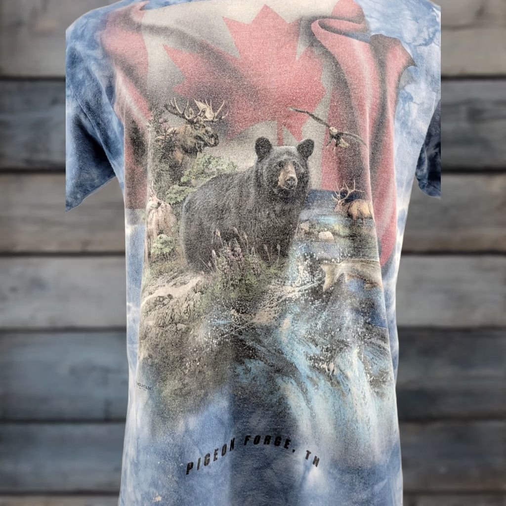 The Mountain The Mountain Dye T Shirt Black Bear Canada Mens L Blue Graphic Tee Short Sleeve Crew Neck 100% Cotton Forge TN Vintage: No Size US L / EU 52-54 / 3 - 1 Thumbnail
