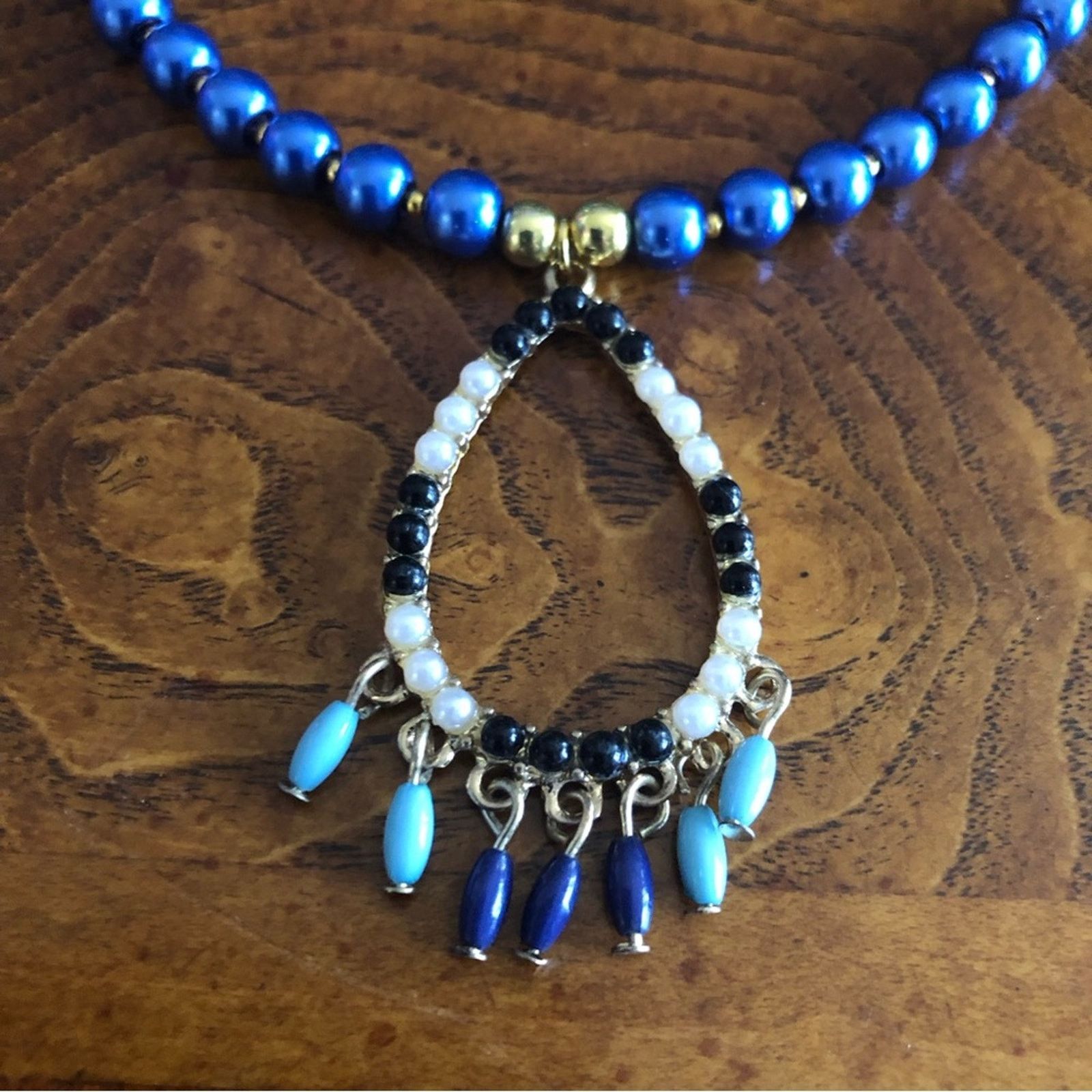 Handmade Handcrafted repurpose teardrop beaded pendant Pearl necklace Size ONE SIZE - 8 Thumbnail