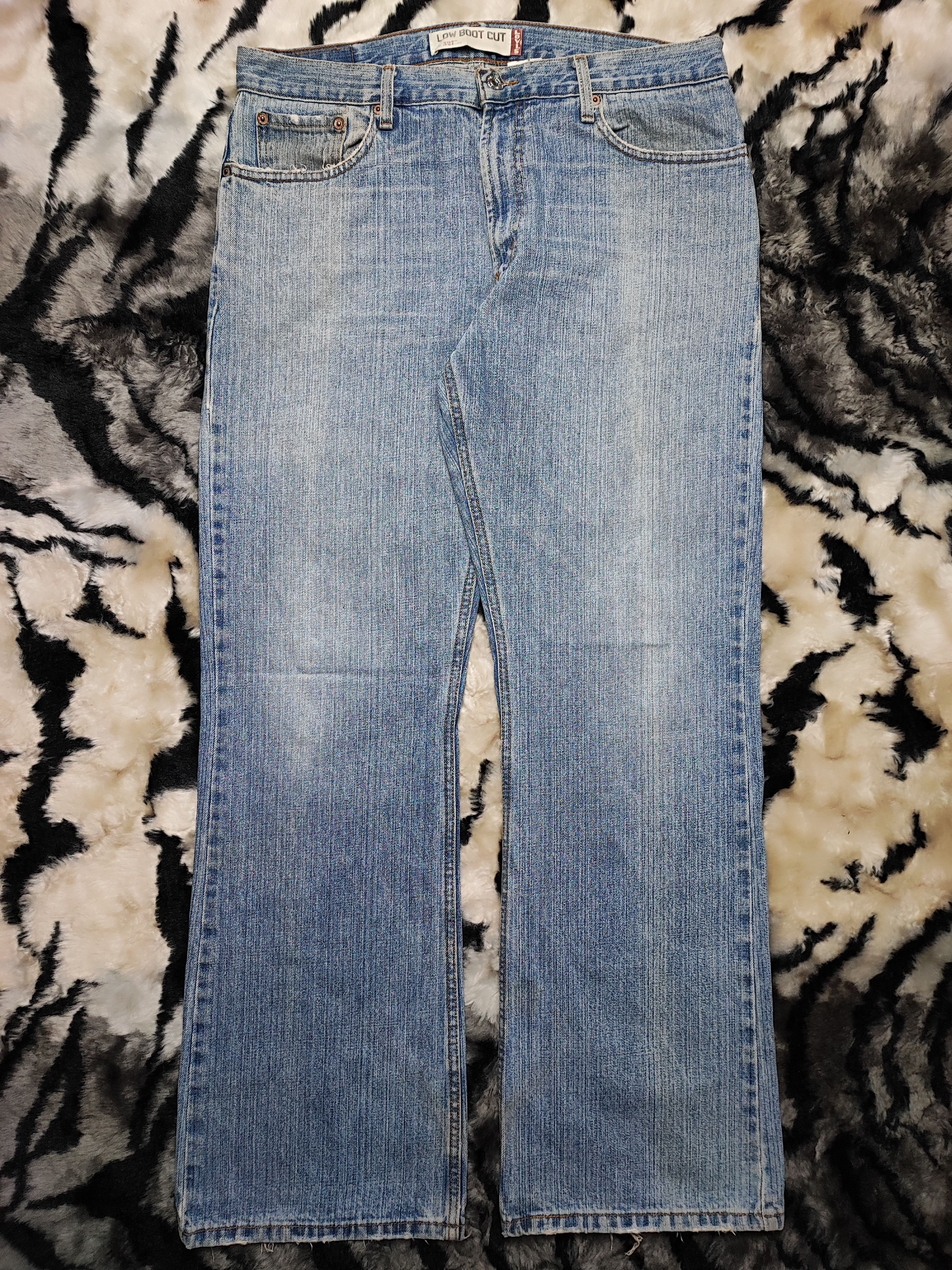 Levi's Levi's 527 Flared Low Bootcut Jeans Size US 35 - 2 Thumbnail