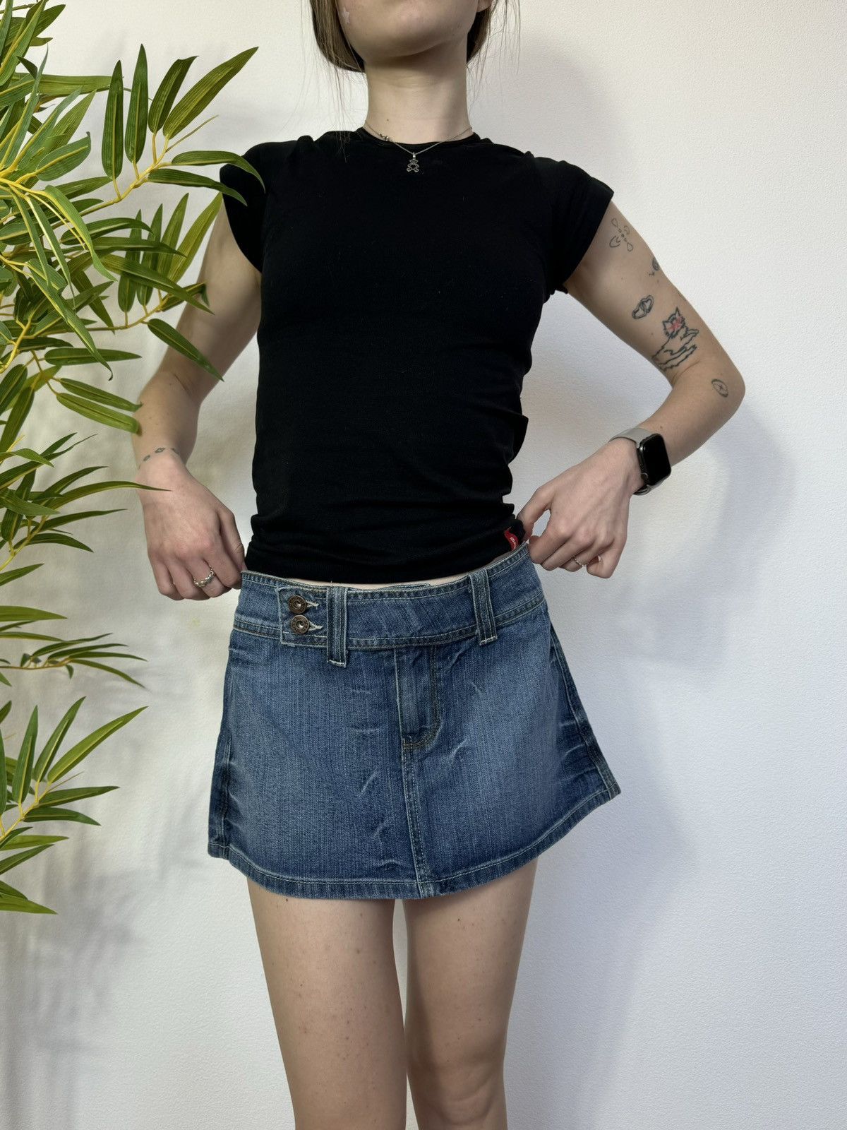Von Dutch VINTAGE RARE VON DUTCH MINI SKIRT Size 30" / US 8 / IT 44 - 1 Thumbnail