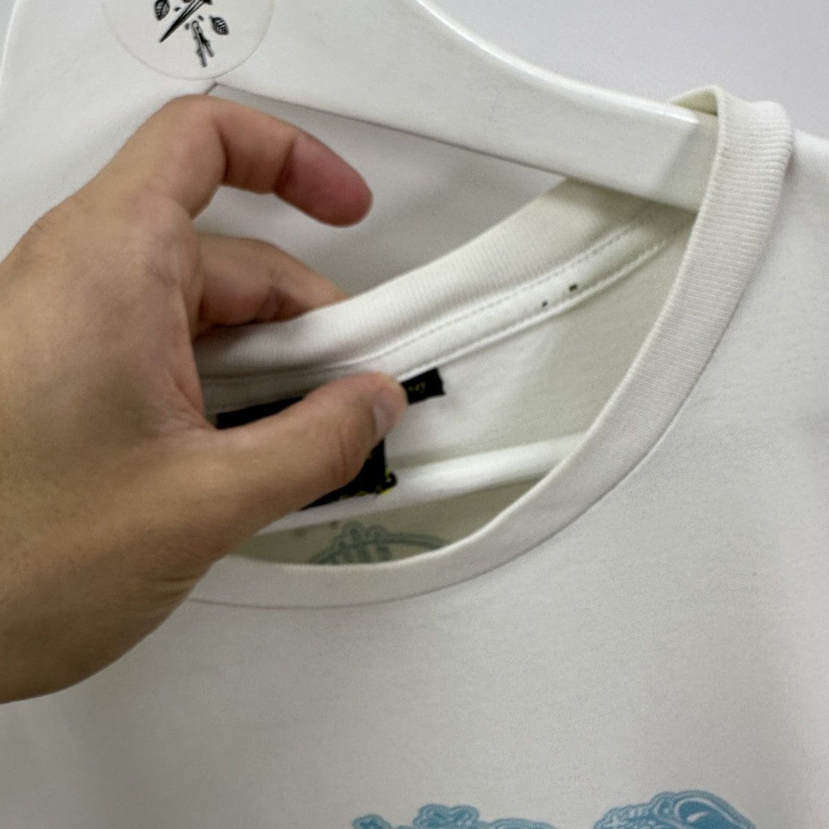 Body Glove Vintage 90s Body Glove Surfing tee Hawaiian flowers y2k og Size US XL / EU 56 / 4 - 7 Thumbnail