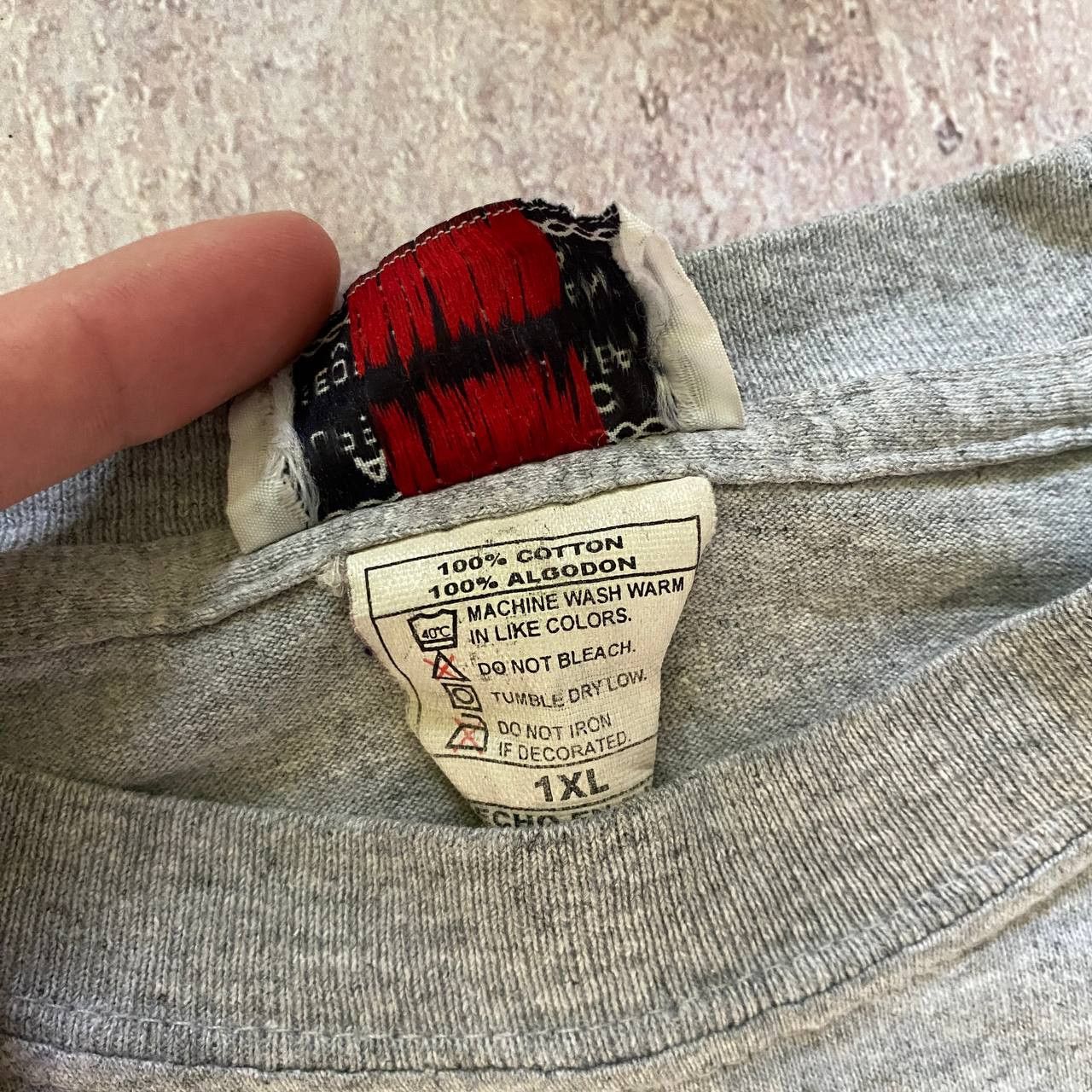 VINTAGE 80-90S GUESS RARE MADE IN USA LONG SLEEVE
