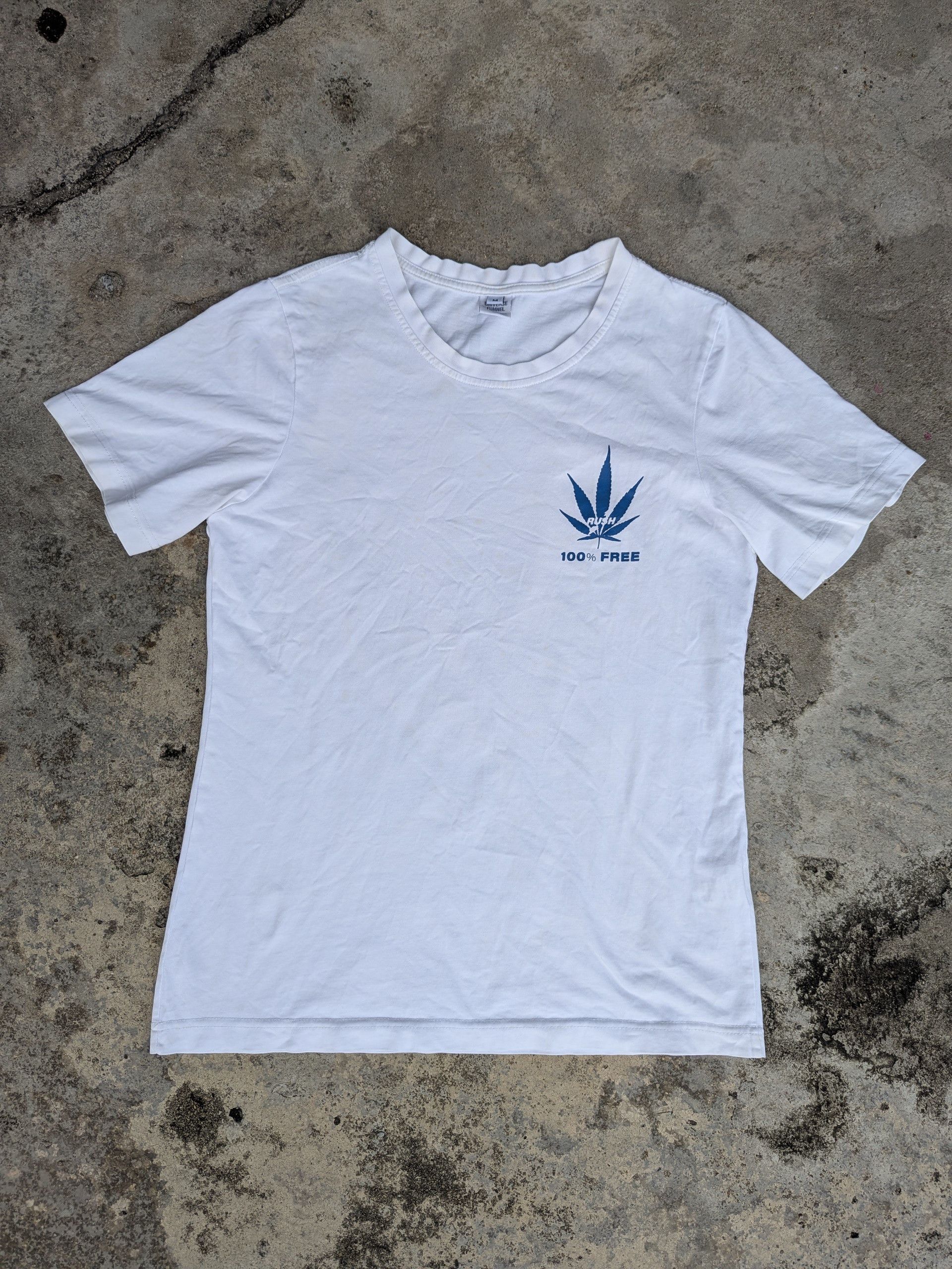 Japanese Brand Vintage Universe Funnel Marijuana T Shirt Size US S / EU 44-46 / 1 - 14 Thumbnail