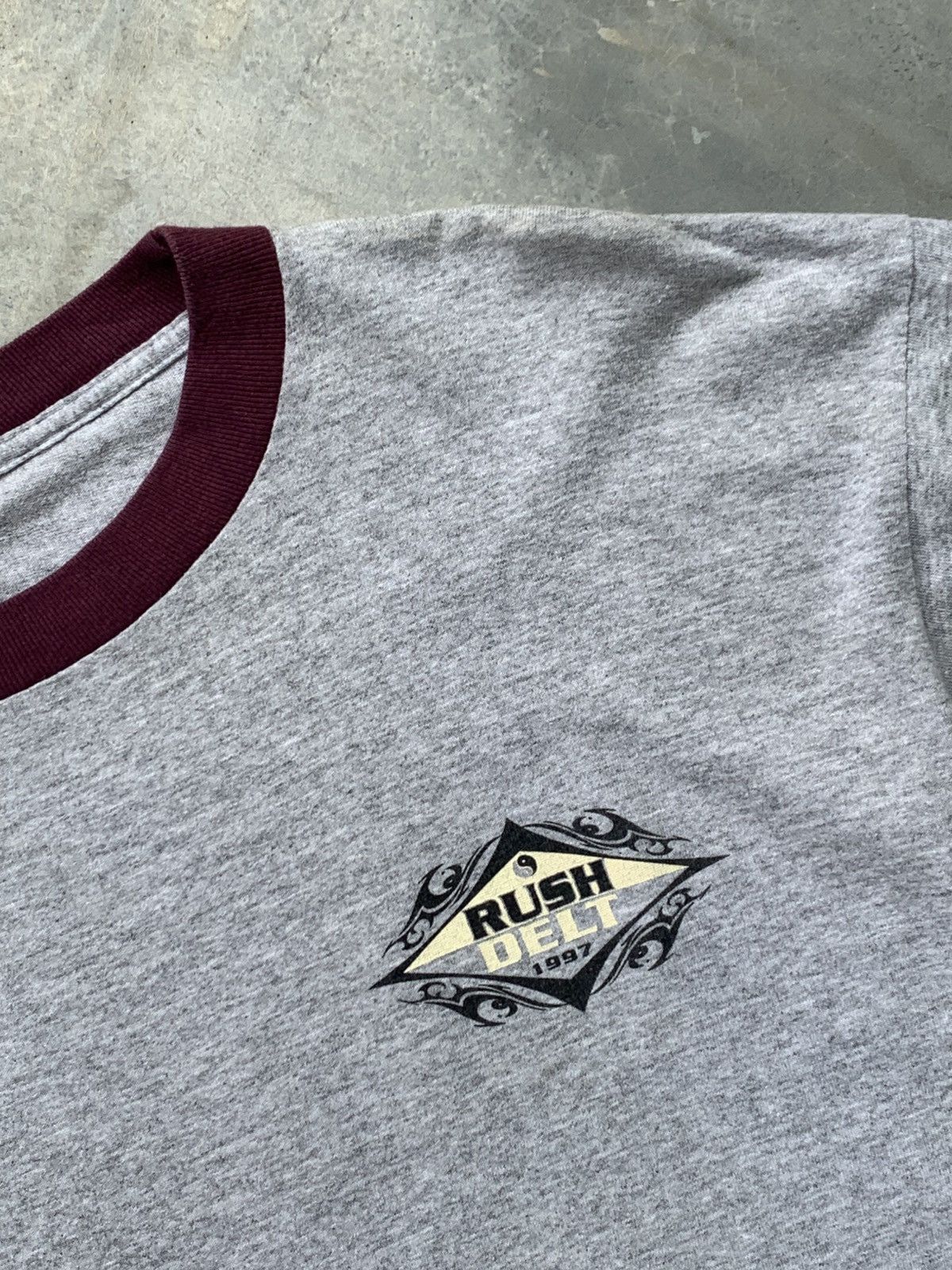 Vintage 90s Vintage Delt Rush Ying Yang Surf Ringer Tshirt Size US XXL / EU 58 / 5 - 4 Thumbnail