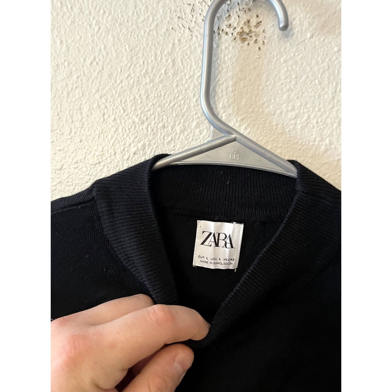 Zara ZARA Men's Black Knit Pullover Sweater Long Sleeve Crew Neck Size L Size US L / EU 52-54 / 3 - 3 Thumbnail