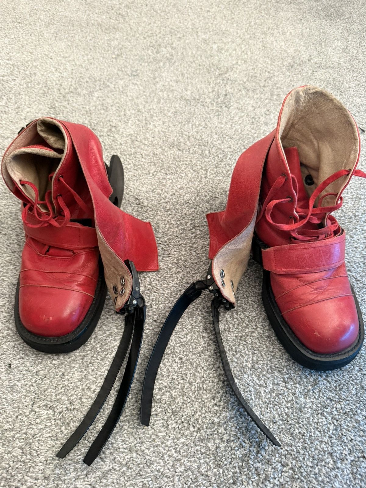 20471120 Ski boots