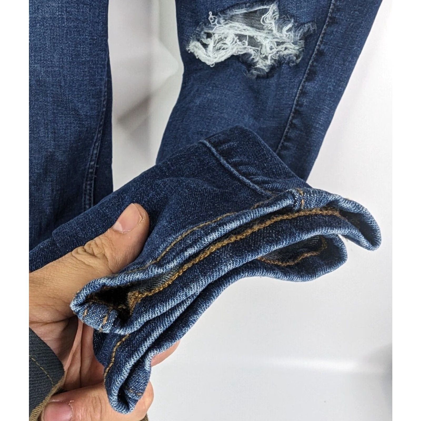 Old Navy Old Navy Jeans Skinny Rockstar 360 Stretch Extra High-Rise Distressed Sz 4 Blue Denim Womens Jeans Size 27" / US 4 / IT 40 - 3 Thumbnail