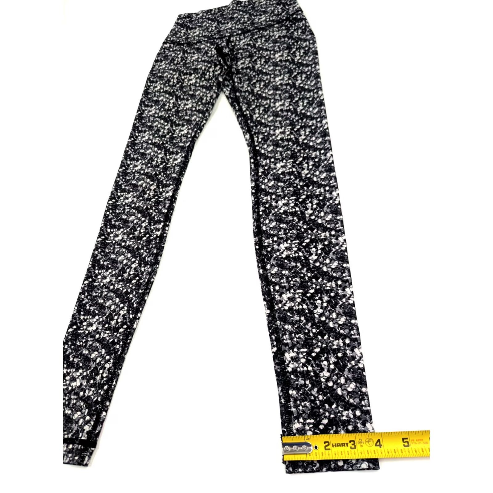 Lululemon Lululemon Align Leggings Women 4 Black White Confetti Print EUC Stretch Yoga Pants Size 27" / US 4 / IT 40 - 2 Thumbnail