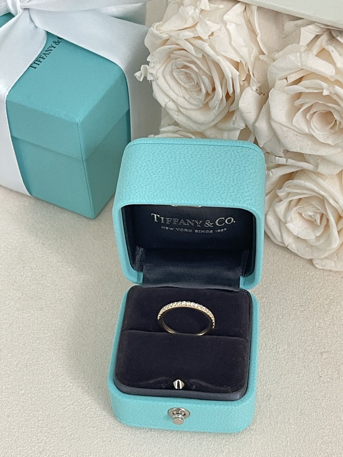 Tiffany & Co. Tiffany Soleste Half Eternity Ring YG Dia 4.5 NEW $3,200 Size ONE SIZE - 13 Thumbnail