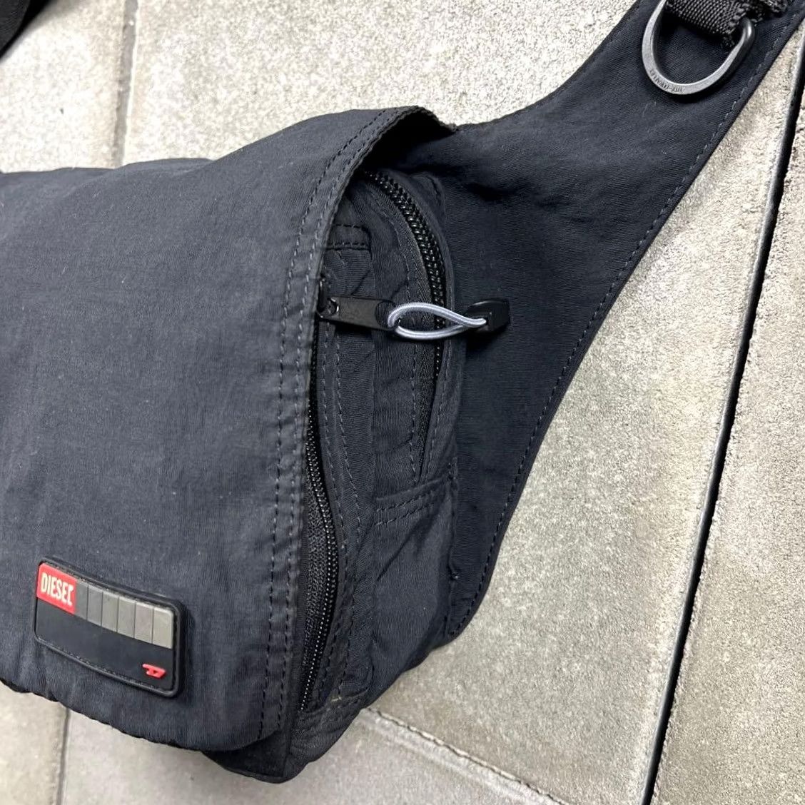 Diesel VINTAGE Diesel Men 00S Archive One Shoulder Bag Black 90s 00s Size ONE SIZE - 4 Thumbnail