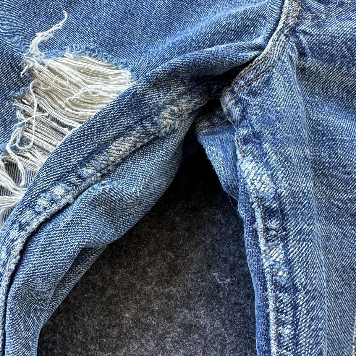Levi's Vintage Levis 501 France Destroyed Denim 28x30 D633 Size US 28 / EU 44 - 12 Thumbnail