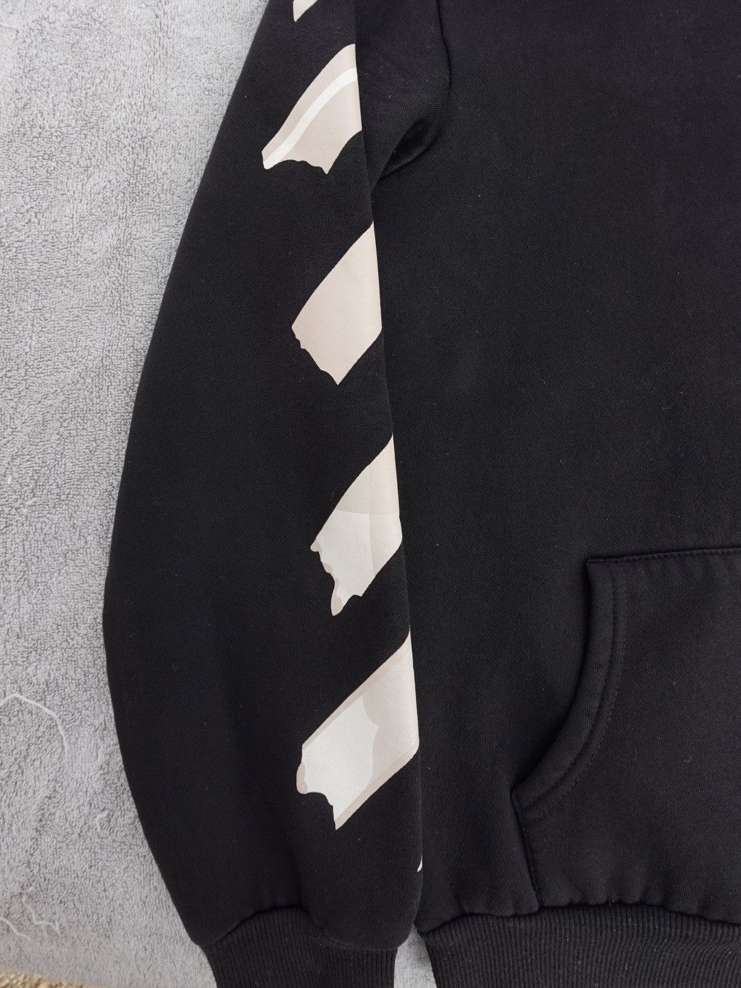 Off-White OFF-WHITE Gold Tape Arrow Zip Hoodie ⚫️✨ Size US M / EU 48-50 / 2 - 7 Thumbnail