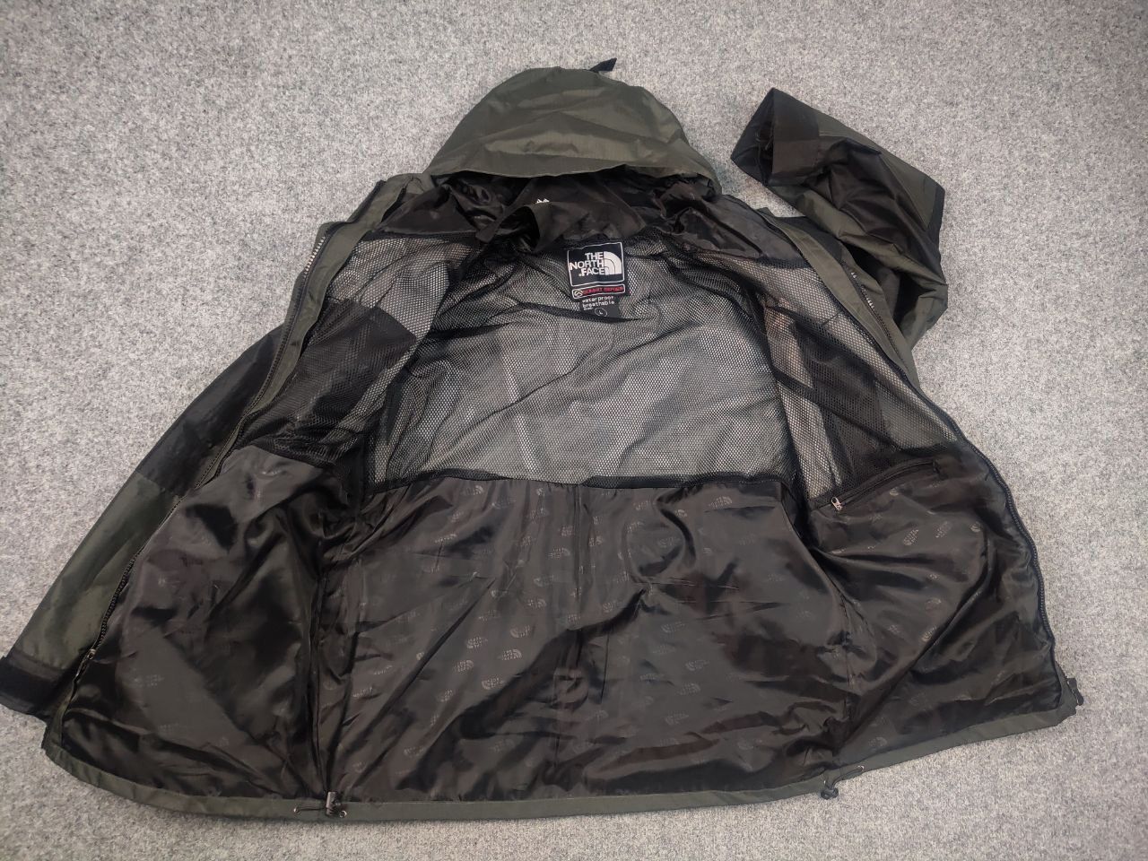 The North Face Vintage 90's The North Face summit gore tex mountain Jacket Size US L / EU 52-54 / 3 - 15 Thumbnail