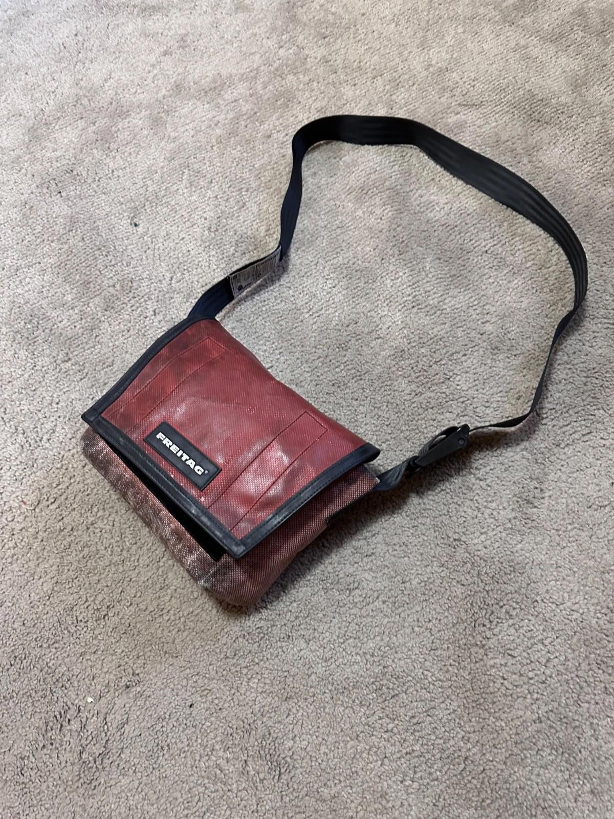 Freitag Freitag CrossBody Bag Red Size ONE SIZE - 3 Thumbnail