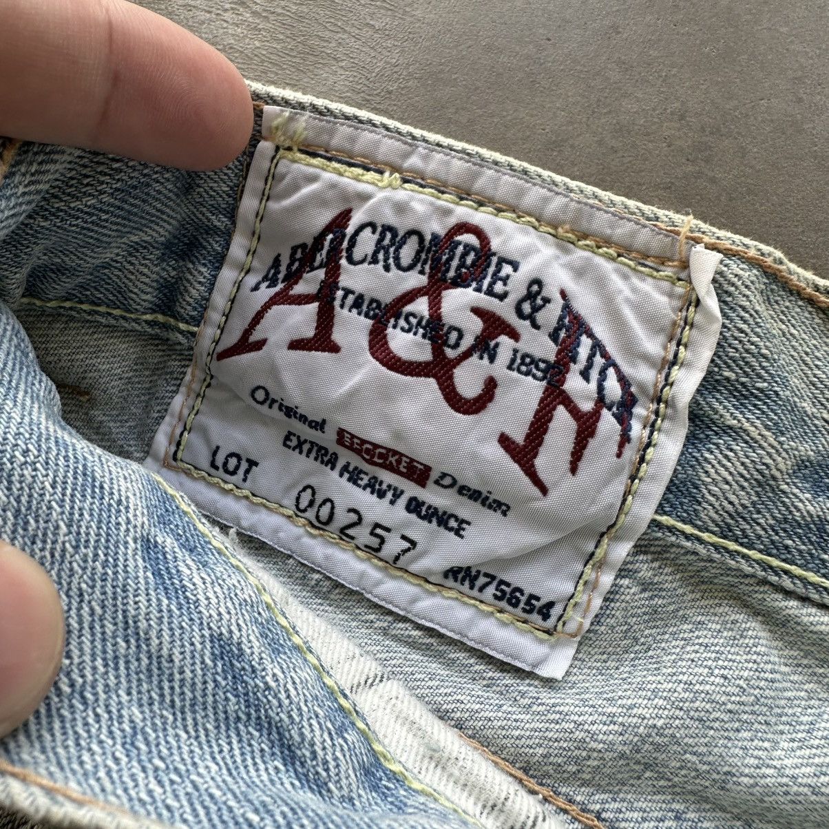 Japanese Brand Vintage Japansese Abercrombie Faded Denim Lightwash Pant Size US 30 / EU 46 - 6 Thumbnail