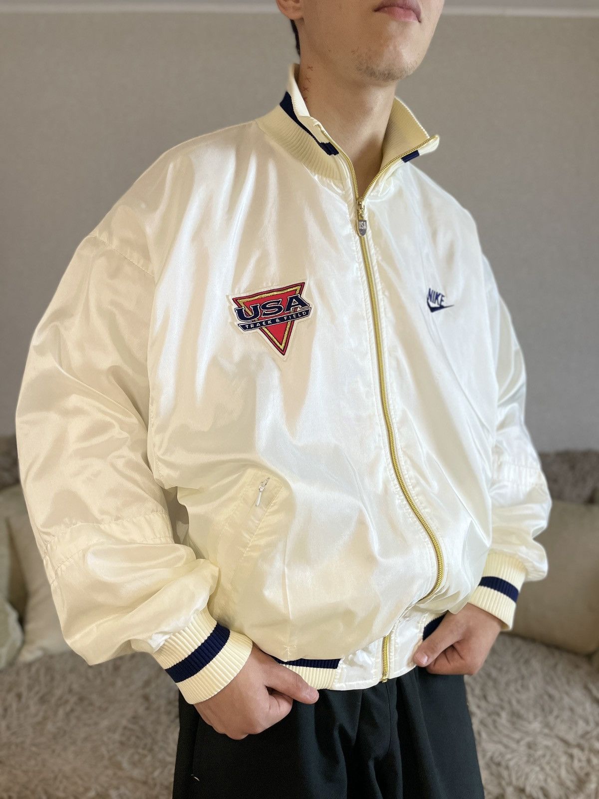 Nike NIKE 90s USA Retro Logo Nylon Track Bomber Top Jacket L Size US L / EU 52-54 / 3 - 1 Thumbnail