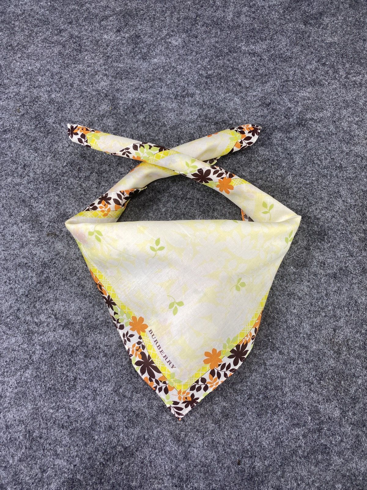 Burberry × Vintage Burberry Handkerchief / Bandana / Neckerchief- B013 Size ONE SIZE - 3 Thumbnail