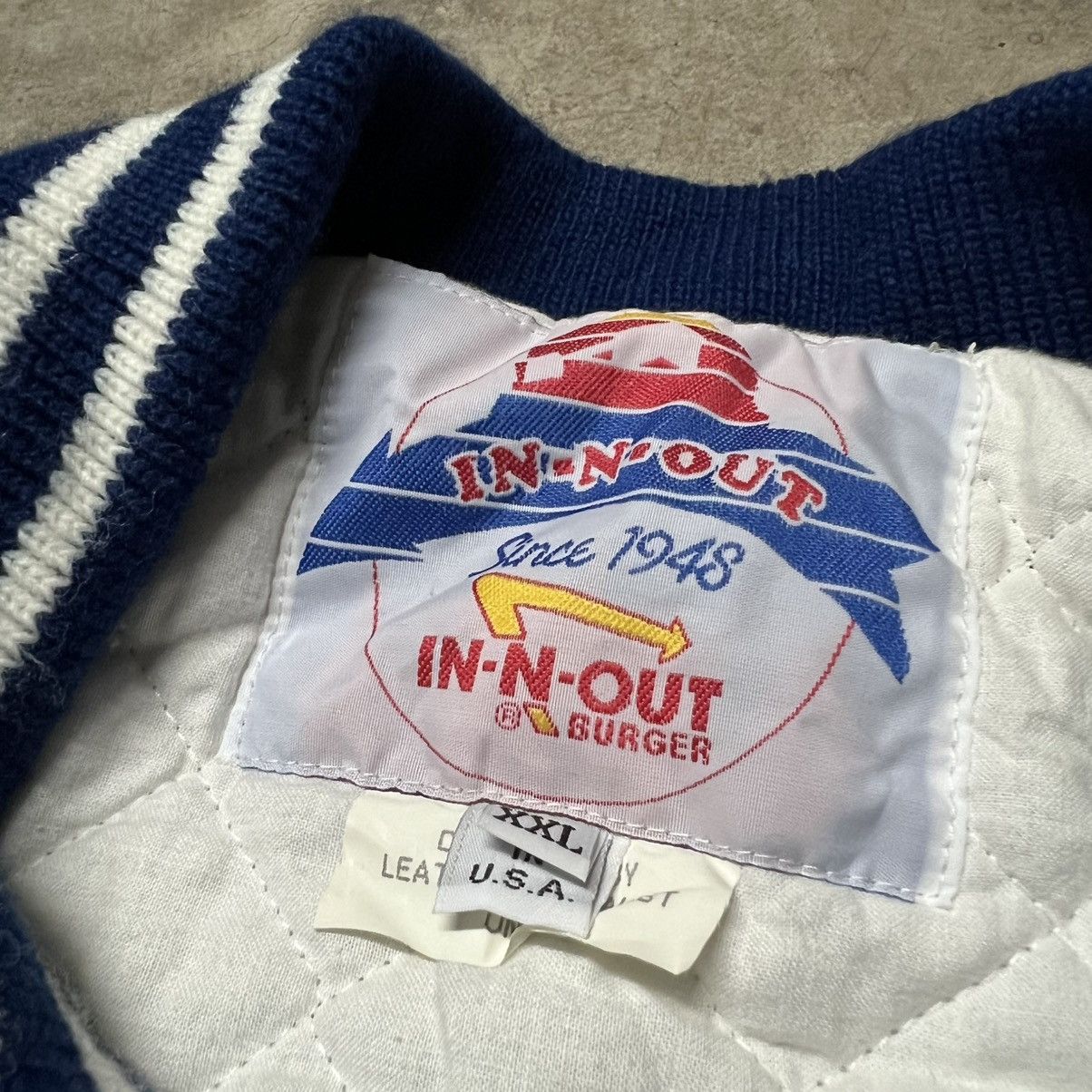 Vintage Vintage 90’s In N Out Burger 🇺🇸 Embroidered Varsity Jacket Size US XXL / EU 58 / 5 - 12 Thumbnail