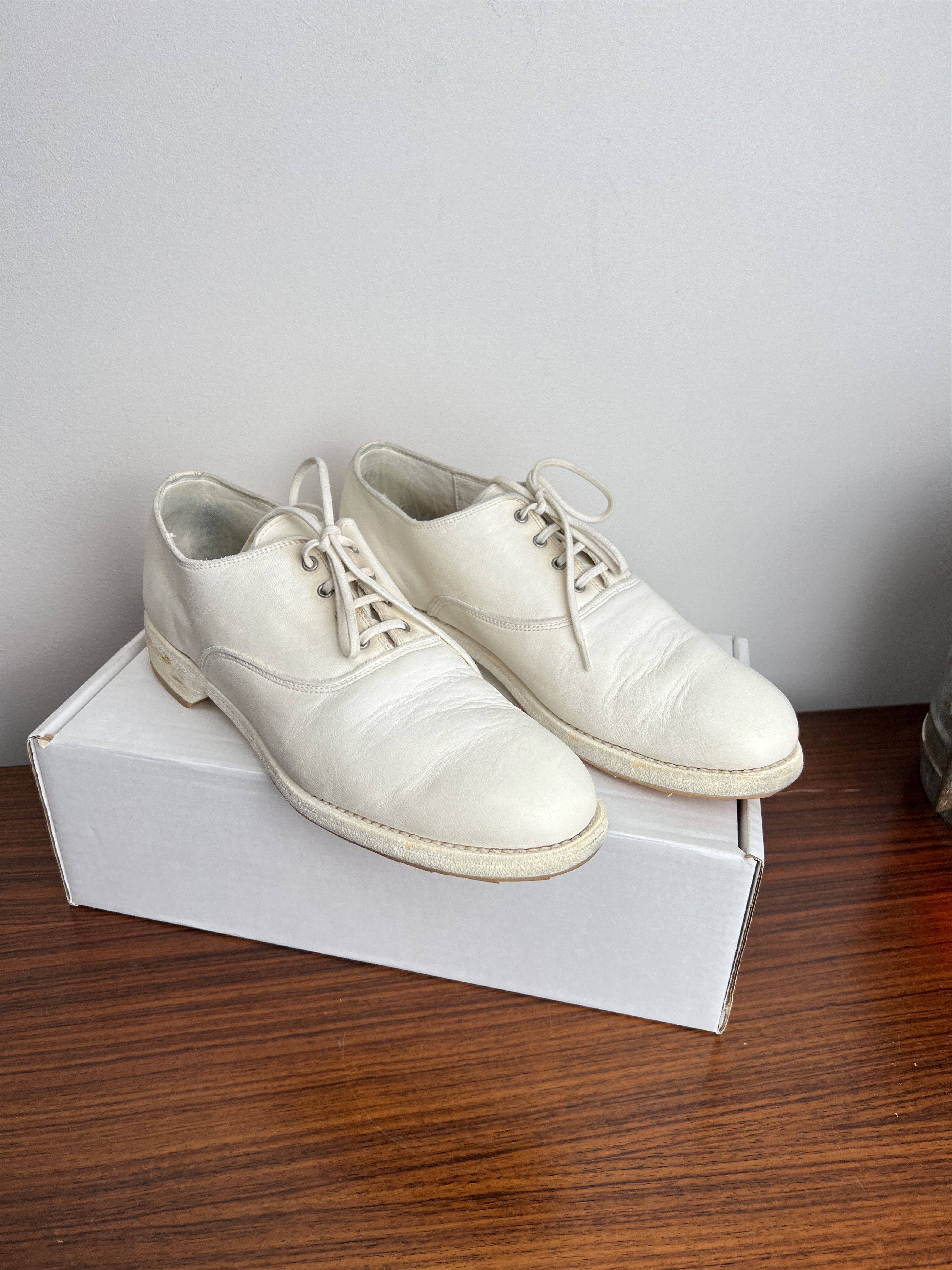 Pre-owned Guidi Leather Casual Shoes In White