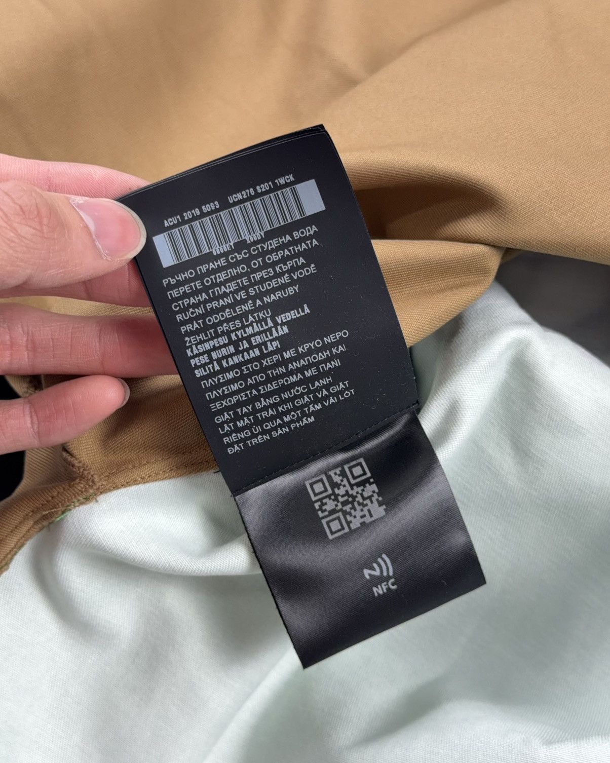 Prada SS20 COLORBLOCK SHIRT Size US S / EU 44-46 / 1 - 13 Thumbnail