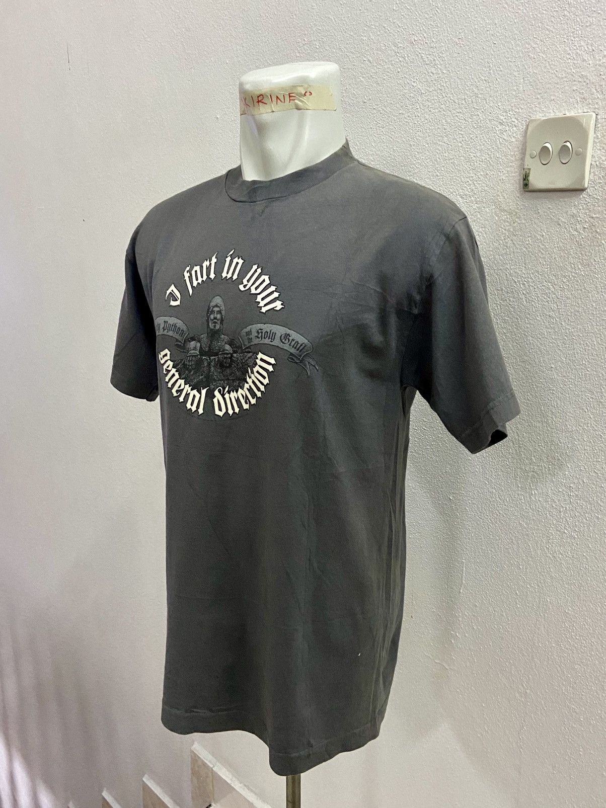 Other Monty Python " I FART IN YOUR GENERAL DIRECTION " TEE Size US M / EU 48-50 / 2 - 3 Thumbnail