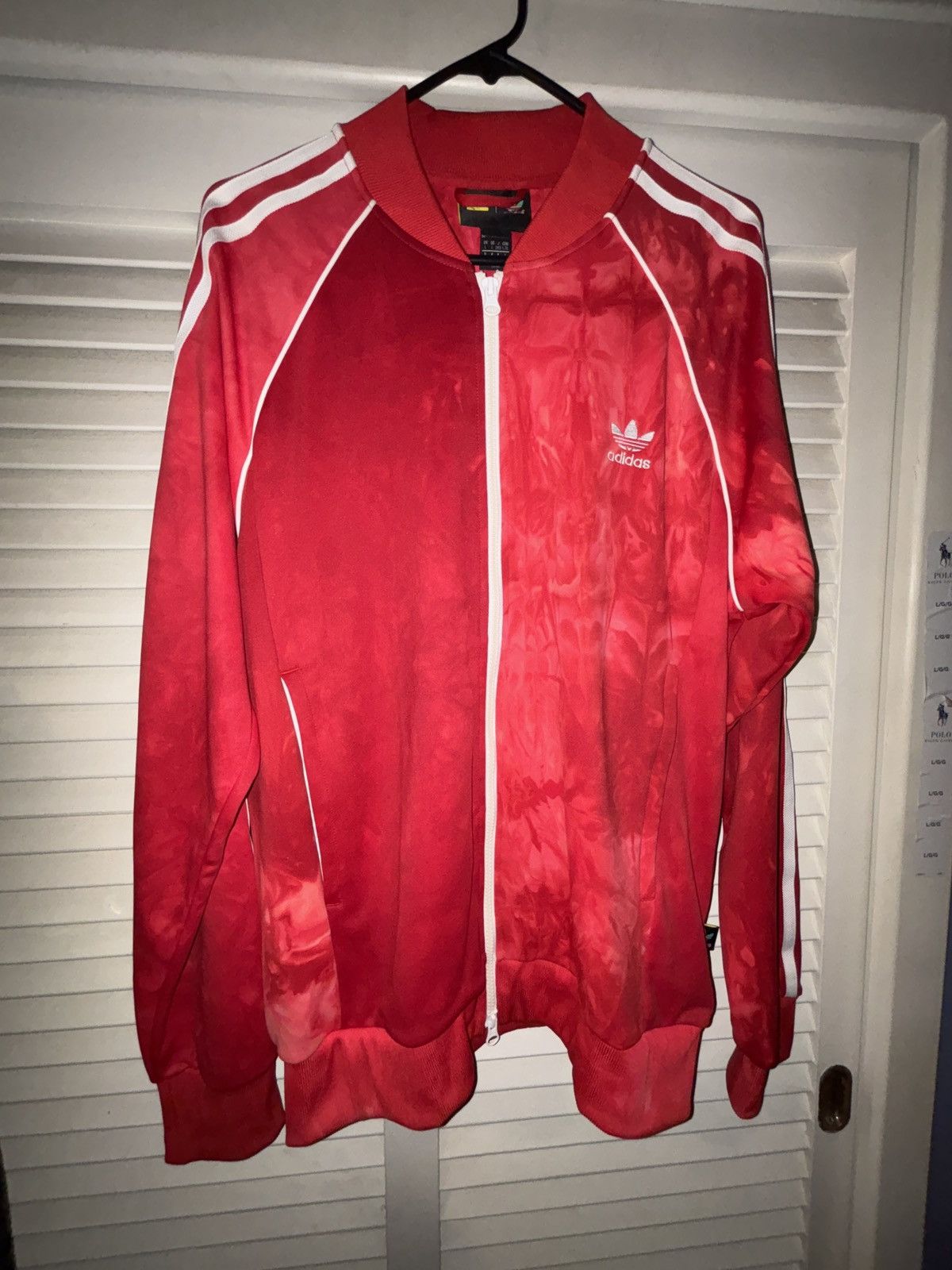 Adidas × Pharrell Adidas pharrell red tie dye track jacket large Size US L / EU 52-54 / 3 - 1 Thumbnail