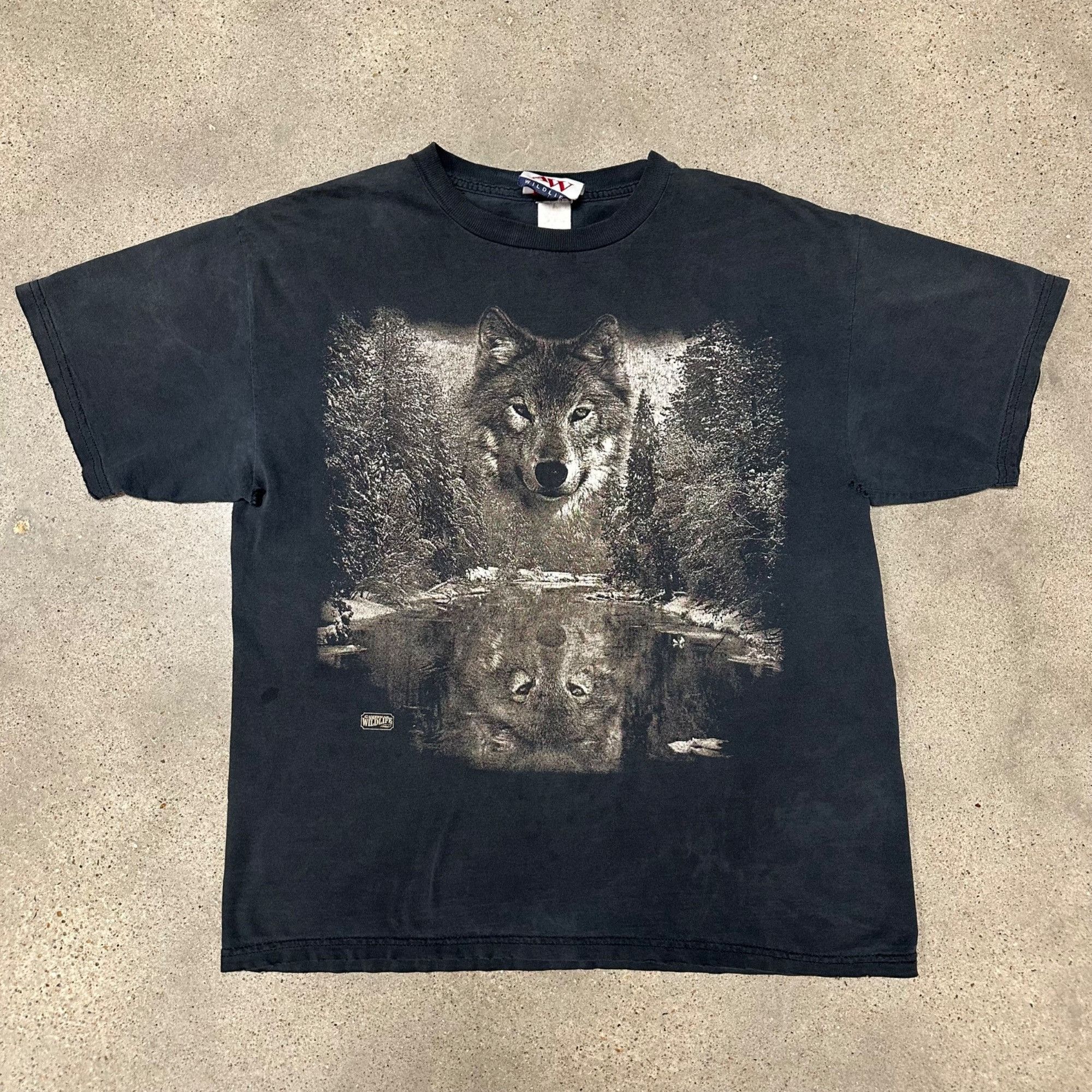 Vintage Vintage Faded Wolf Reflection Animal Shirt Size US L / EU 52-54 / 3 - 1 Thumbnail