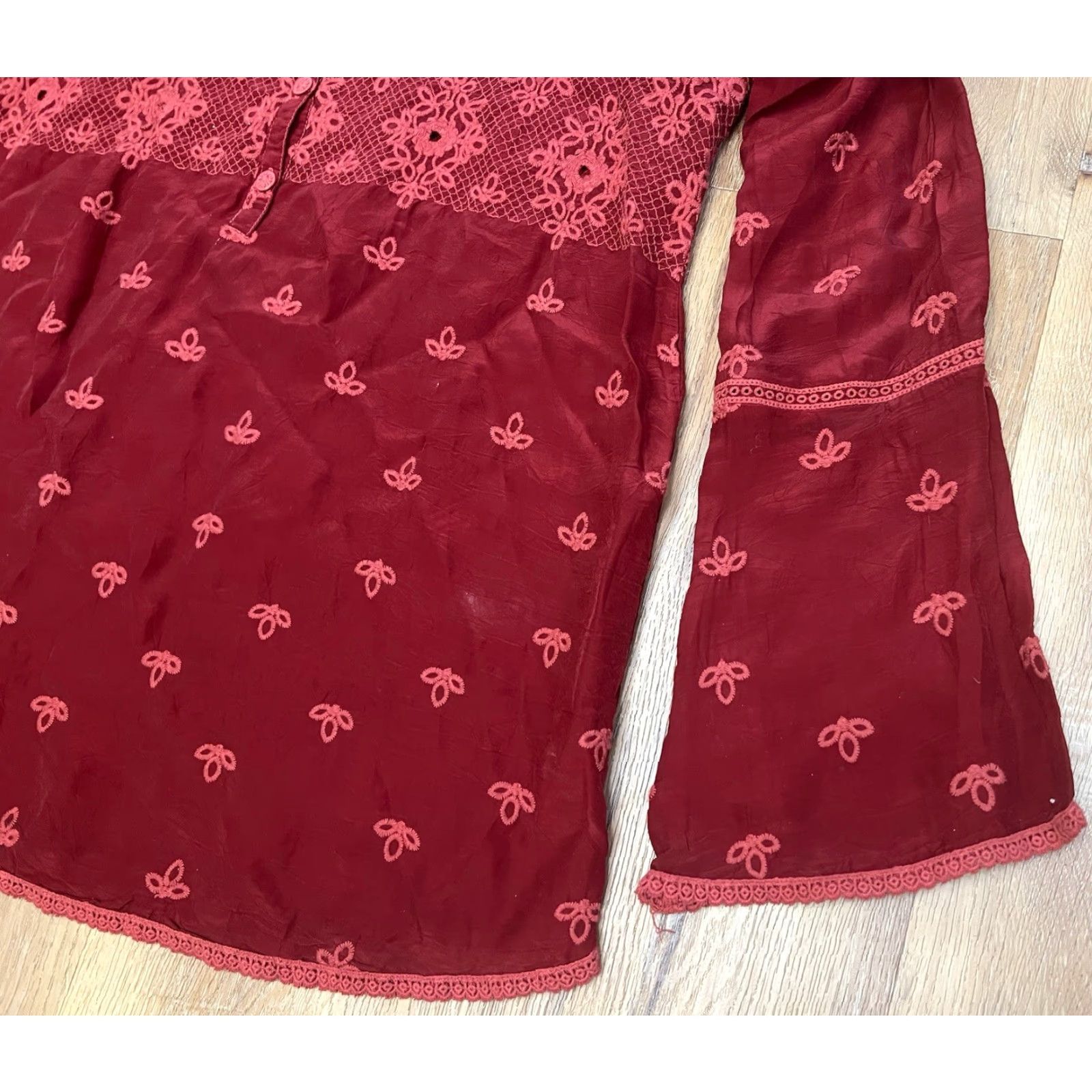 Johnny Was Johnny Was Blouse Womens S Red Floral Cotton Ruffle Sleeve Size S / US 4 / IT 40 - 2 Thumbnail