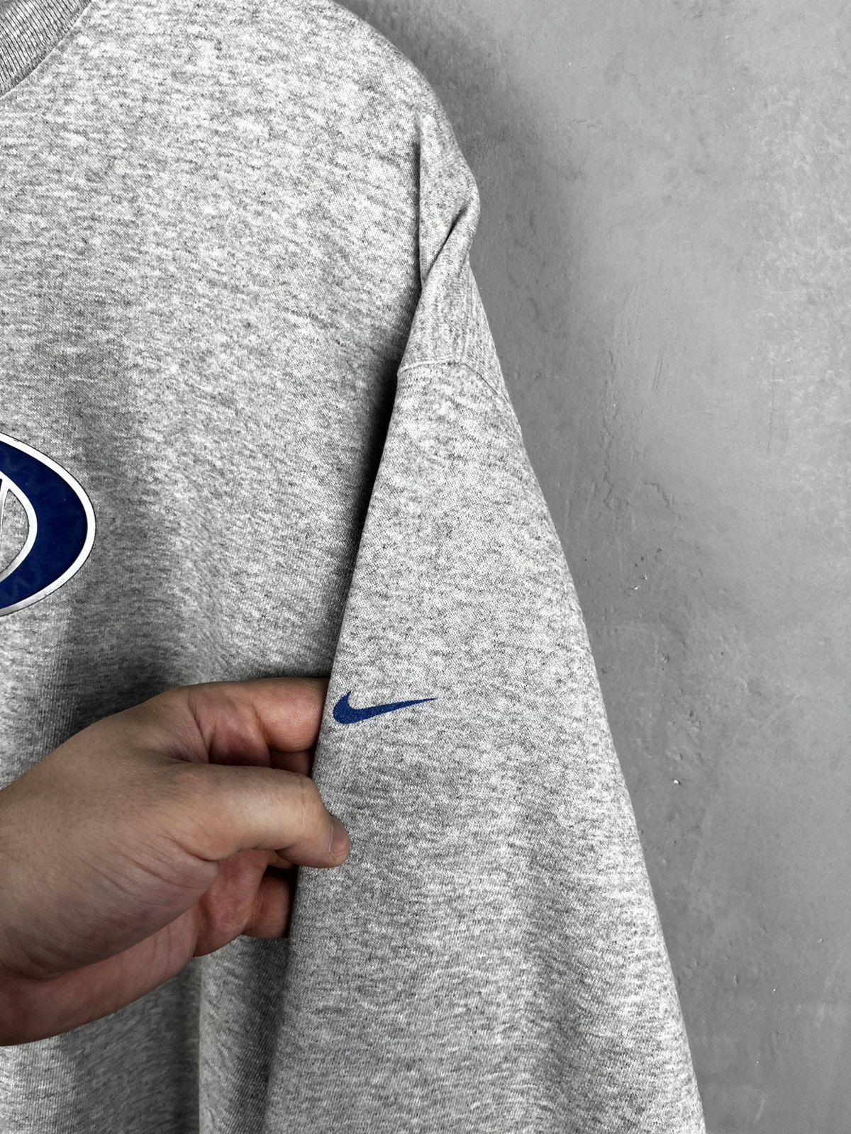 Nike Nike vintage big logo sweatshirt 90s Size US L / EU 52-54 / 3 - 6 Thumbnail