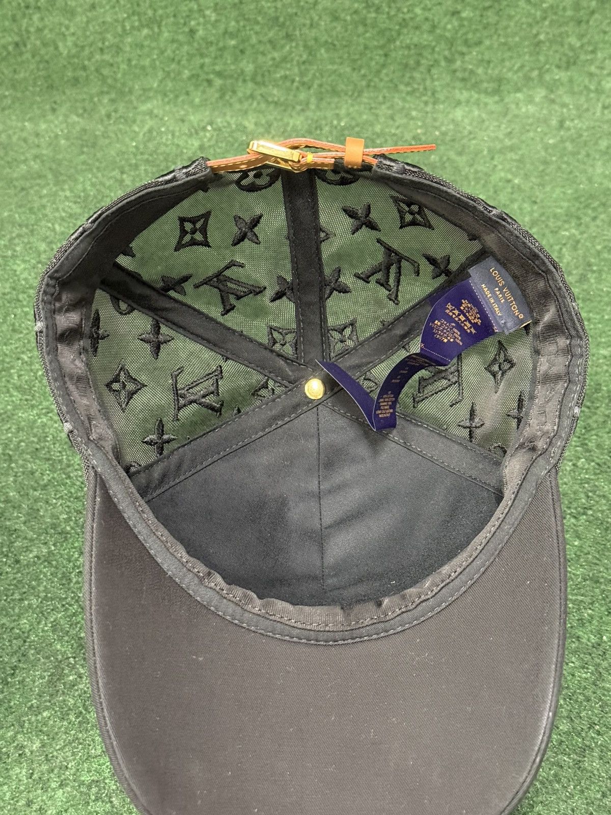 Louis Vuitton Louis Vuitton Monogram Mesh Leather Strapback Hat Size ONE SIZE - 5 Thumbnail