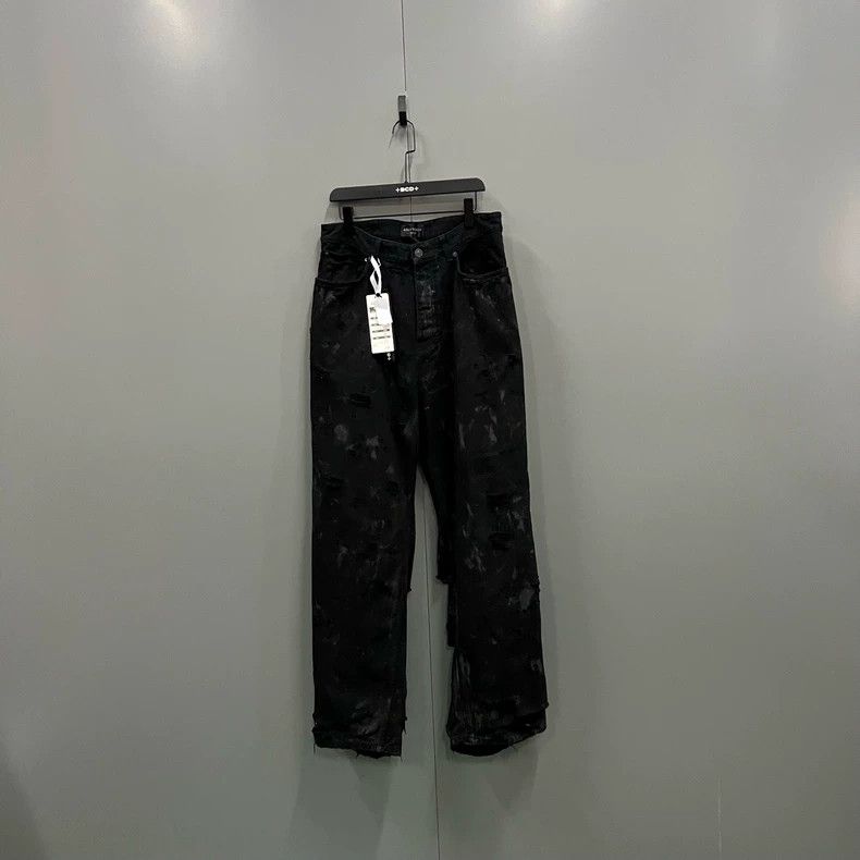 Balenciaga Balenciaga Black Distressed Denim Jeans - dmc Size US 26 / EU 42 - 1 Thumbnail