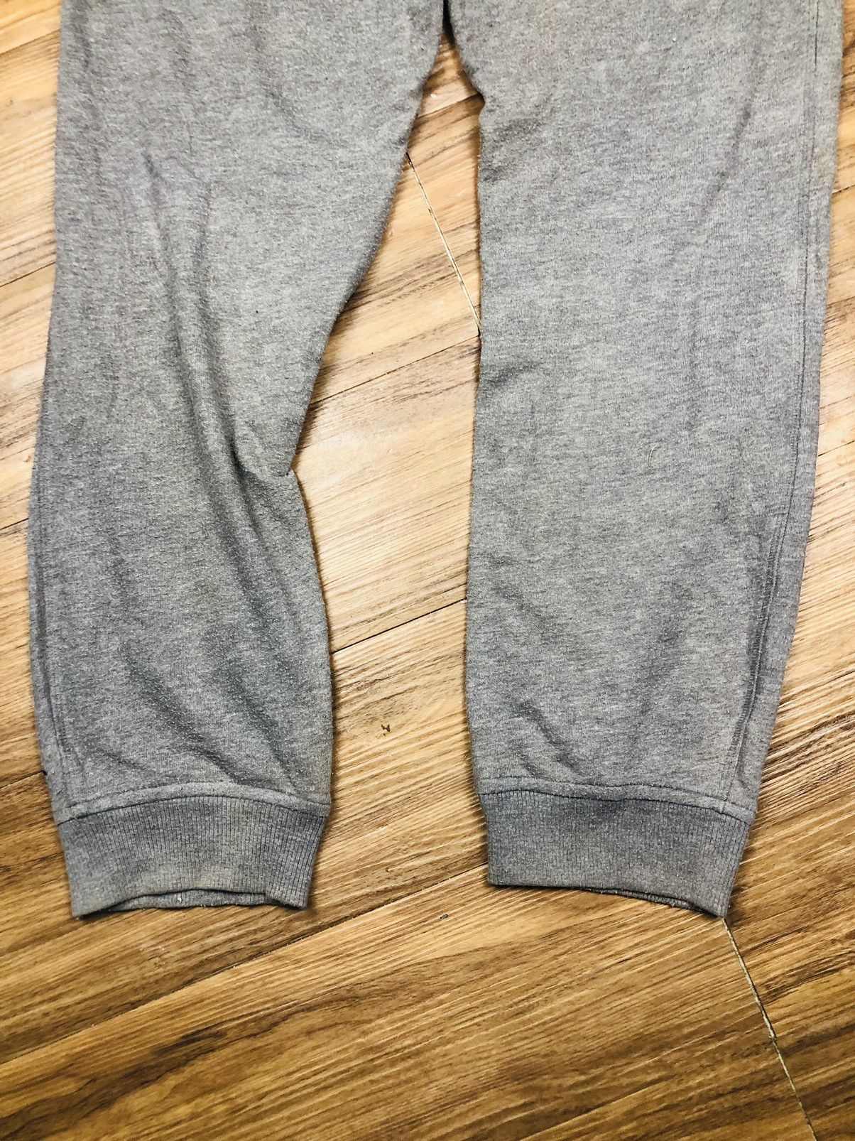 A.P.C. A.P.C. Sweatpants (33) Size US 32 / EU 48 - 8 Thumbnail