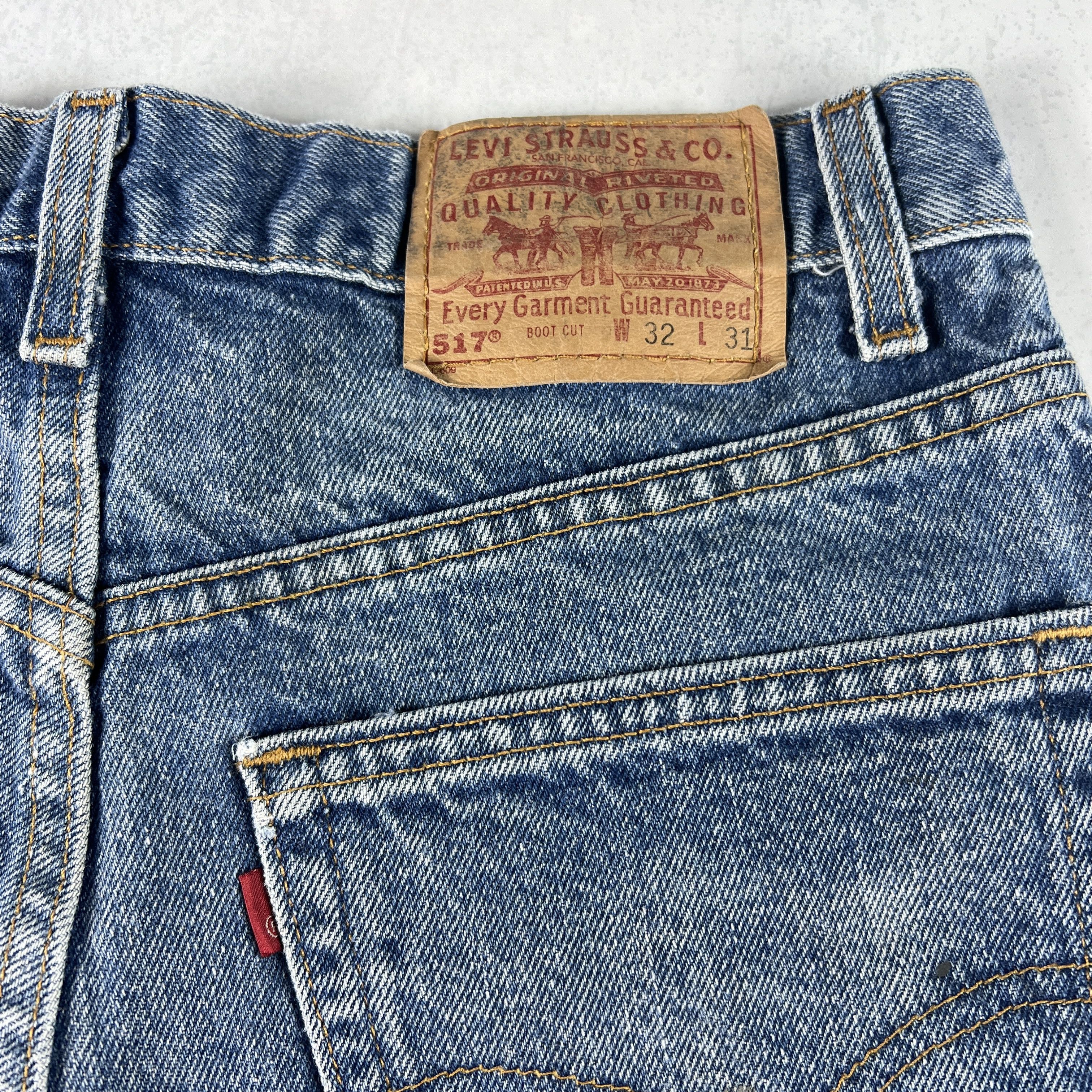 Levi's × Vintage VTG 90s Levi's Jean Shorts 517 Cut Off Thrashed Denim Jorts Size US 30 / EU 46 - 13 Thumbnail