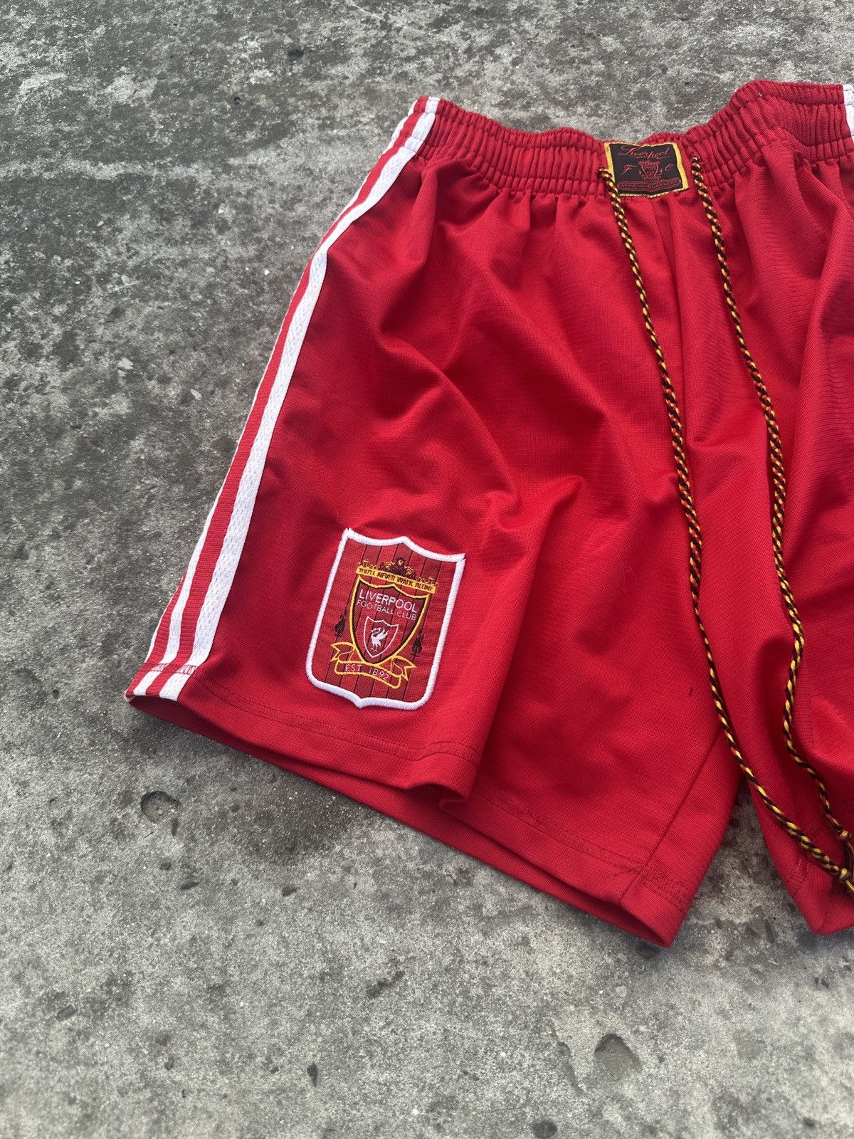 Adidas Vintage adidas Liverpool soccer Shorts Blokecore Rare M 90s Size US 32 / EU 48 - 2 Thumbnail