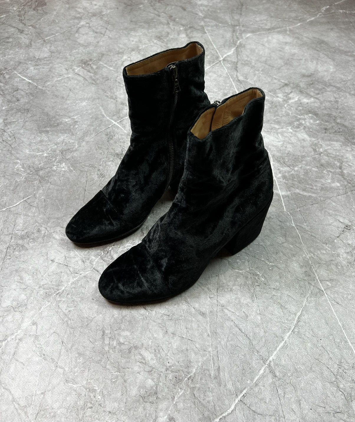 Dries Van Noten DRIES VAN NOTEN Black With Floral Pattern Ankle Boot Size 39 Size US 9 / IT 39 - 5 Thumbnail