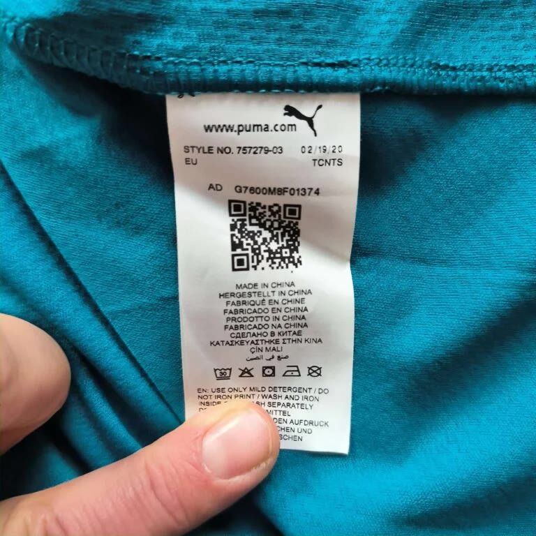 Puma NEW AC Milan 2020-21 Puma third football jersey size M Size US M / EU 48-50 / 2 - 4 Thumbnail
