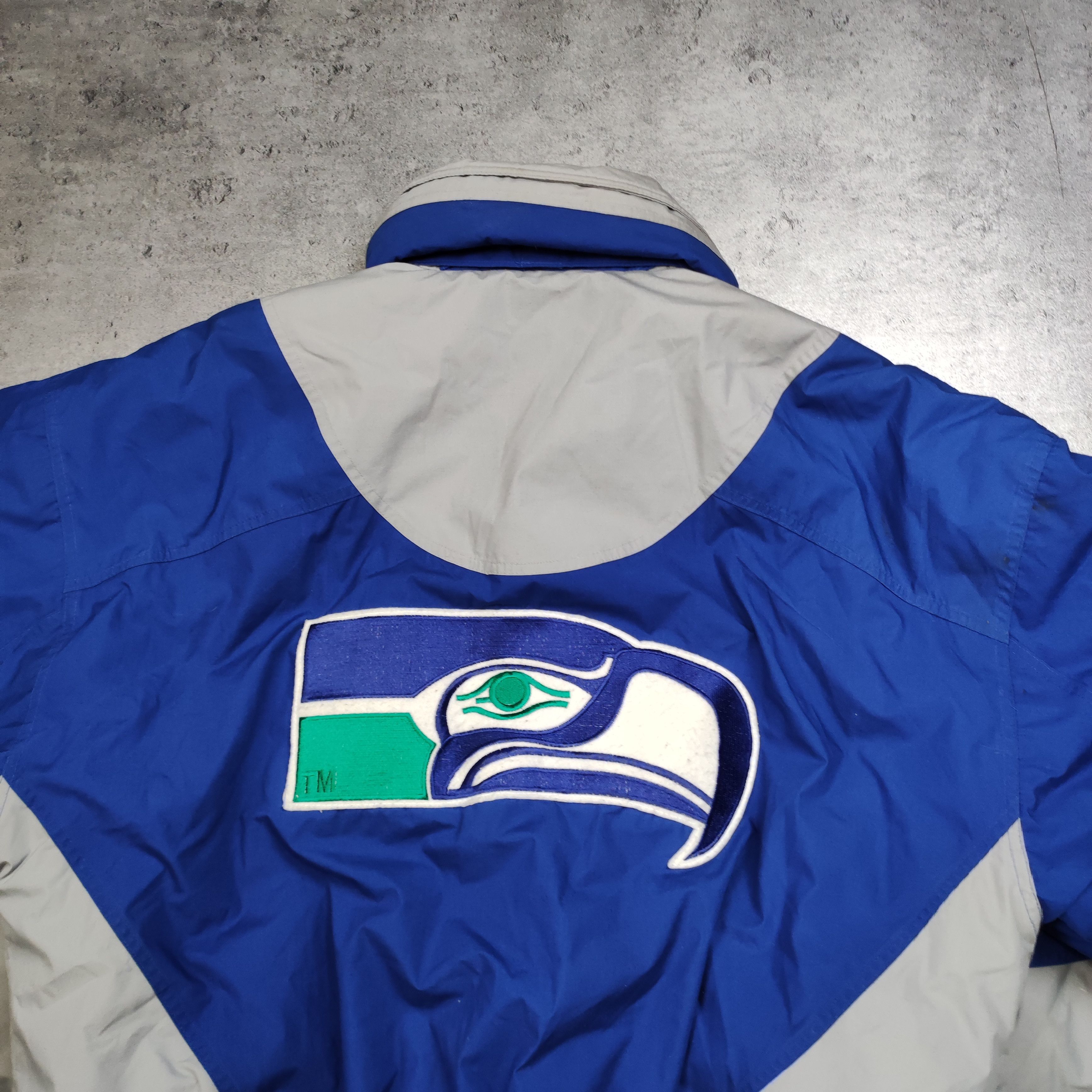 NFL × Vintage RARE Korean NFL Seattle Seahawks 90s Heavy Puffer Jacket Size US XL / EU 56 / 4 - 12 Thumbnail
