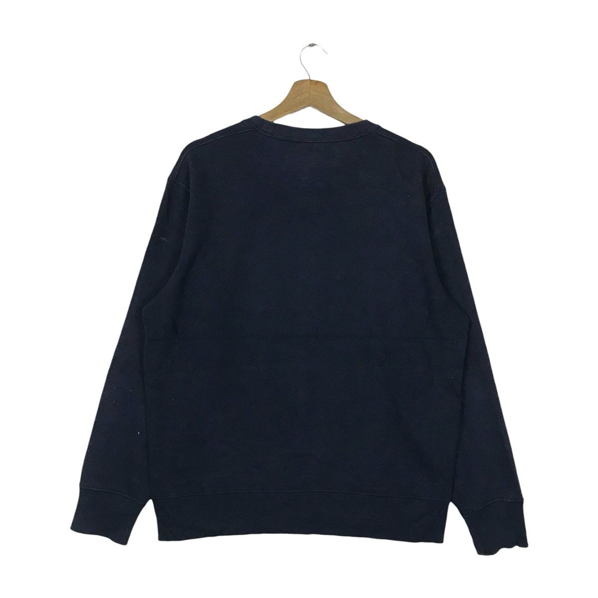 Disney × Uniqlo Uniqlo X Disney Mickey Mouse Pullover Jumper Sweatshirt Size US L / EU 52-54 / 3 - 4 Thumbnail