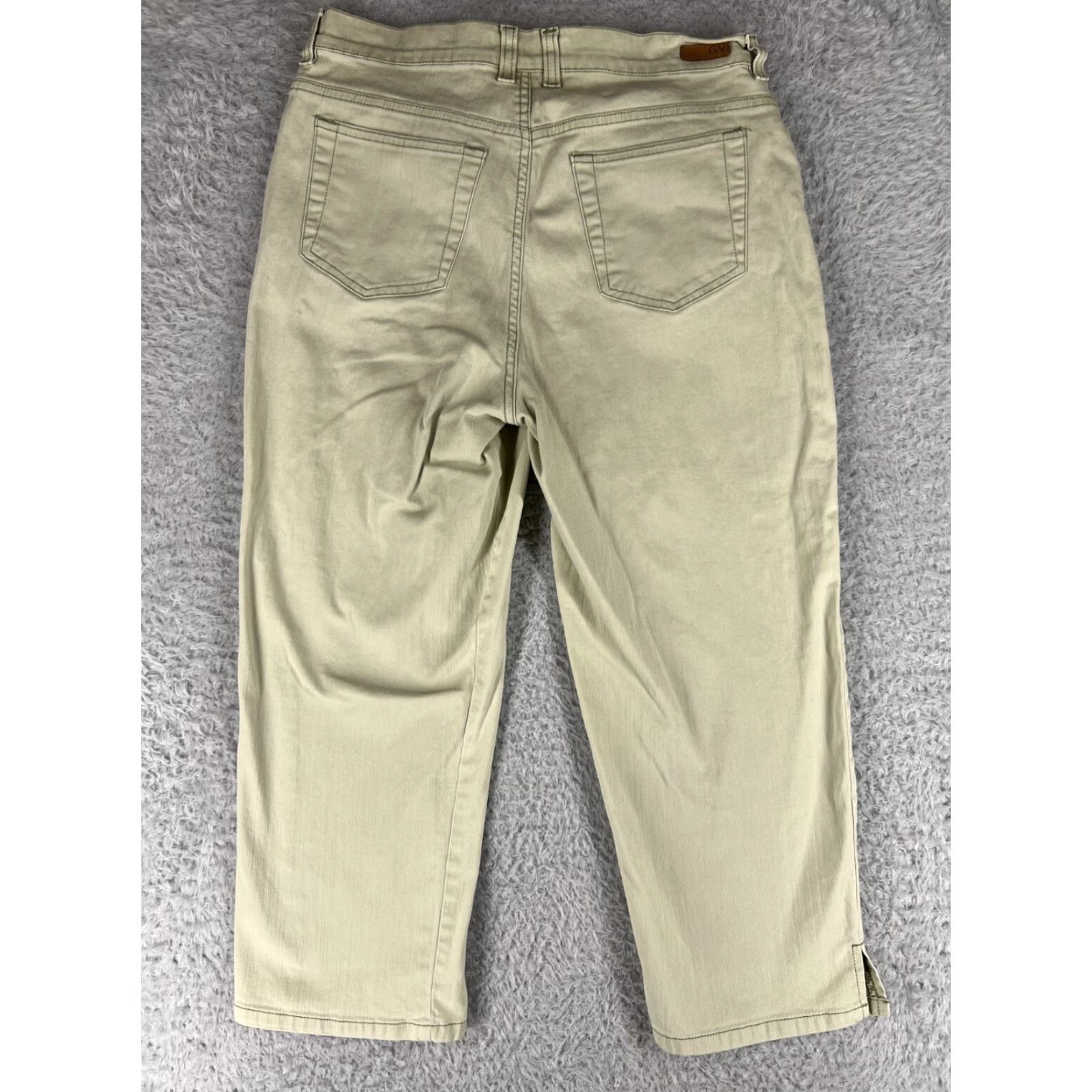 Gloria Vanderbilt Gloria Vanderbilt Capri Pants Women 10 Green Twill Stretch Cotton Blend Regular Rise 22 Inseam 7 In Belt Loops 5-Pocket Denim Jeans Womens Size 32" / US 10 / IT 46 - 2 Thumbnail