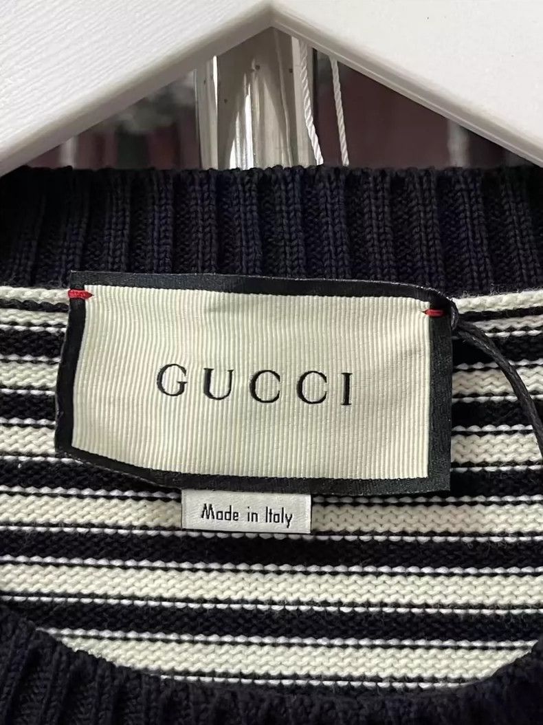 Gucci Gucci Full logo sweater Size US L / EU 52-54 / 3 - 5 Thumbnail