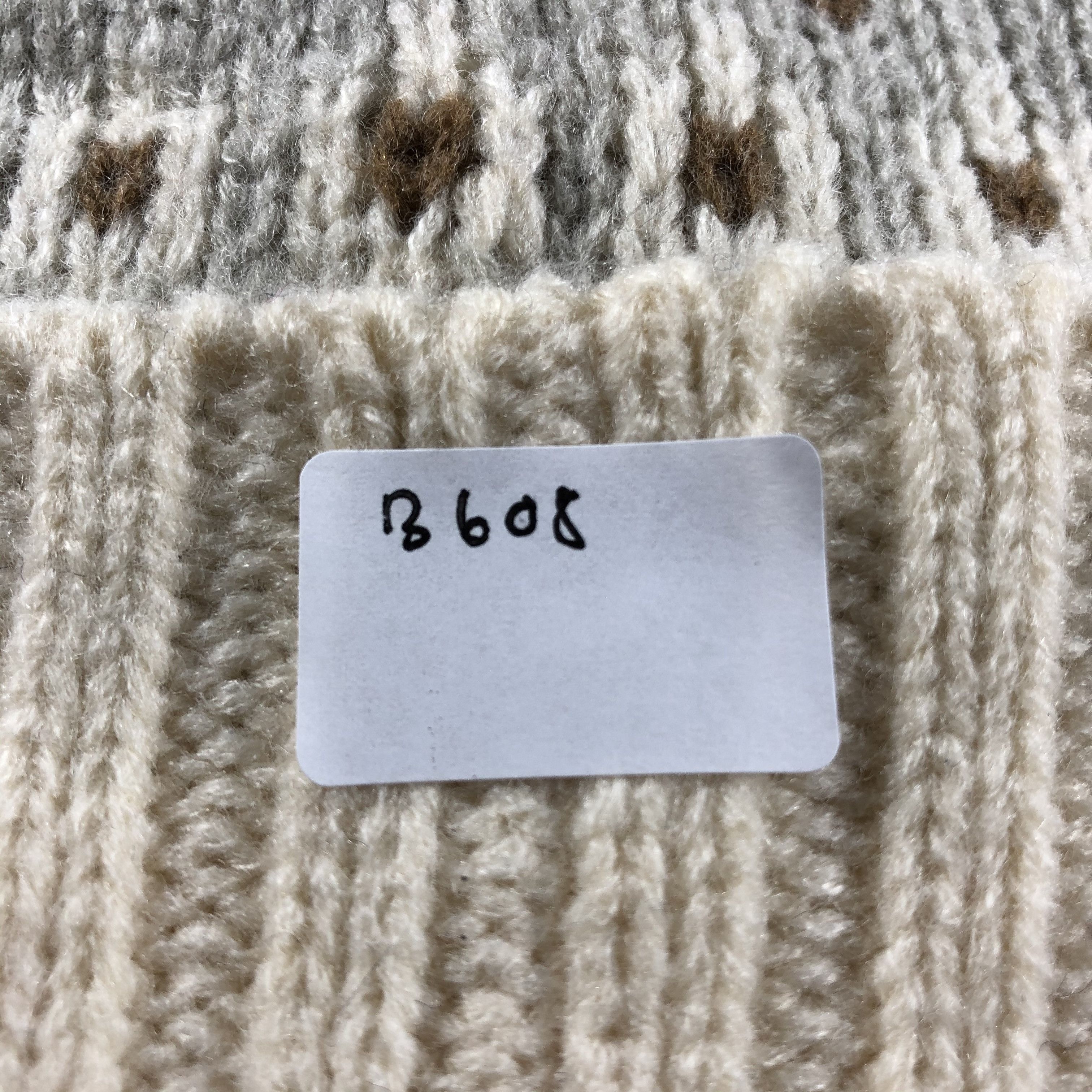 Uniqlo Fair Isle Bobble Beanie Snowcap Snow Hat B608